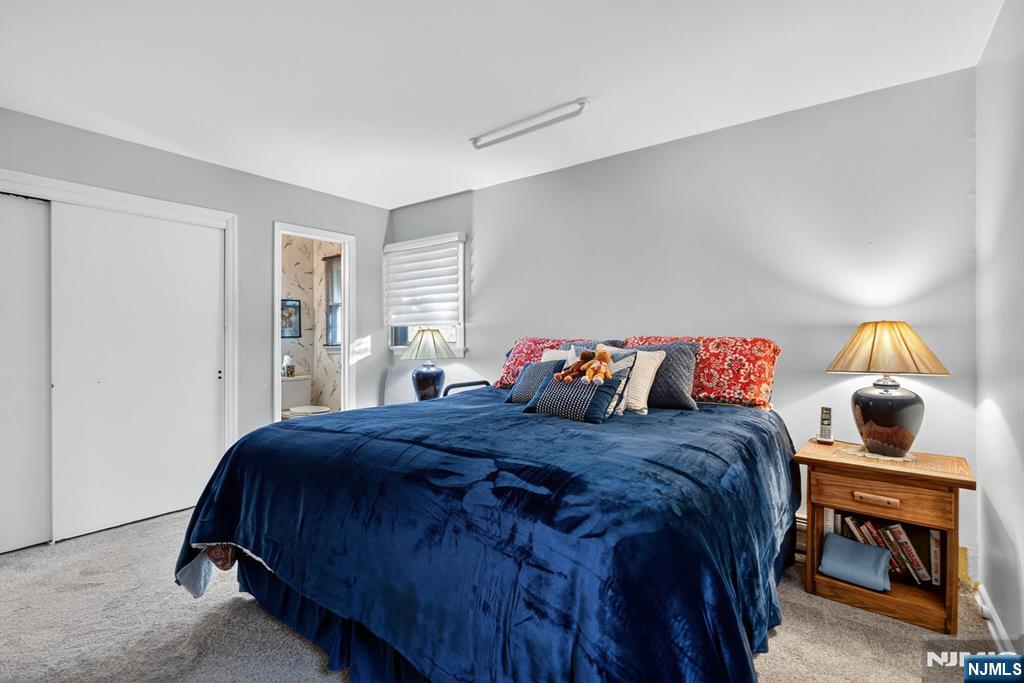 Hillsdale, New Jersey, 07642, United States, 3 Bedrooms Bedrooms, ,2 BathroomsBathrooms,Residential,For Sale,1987903