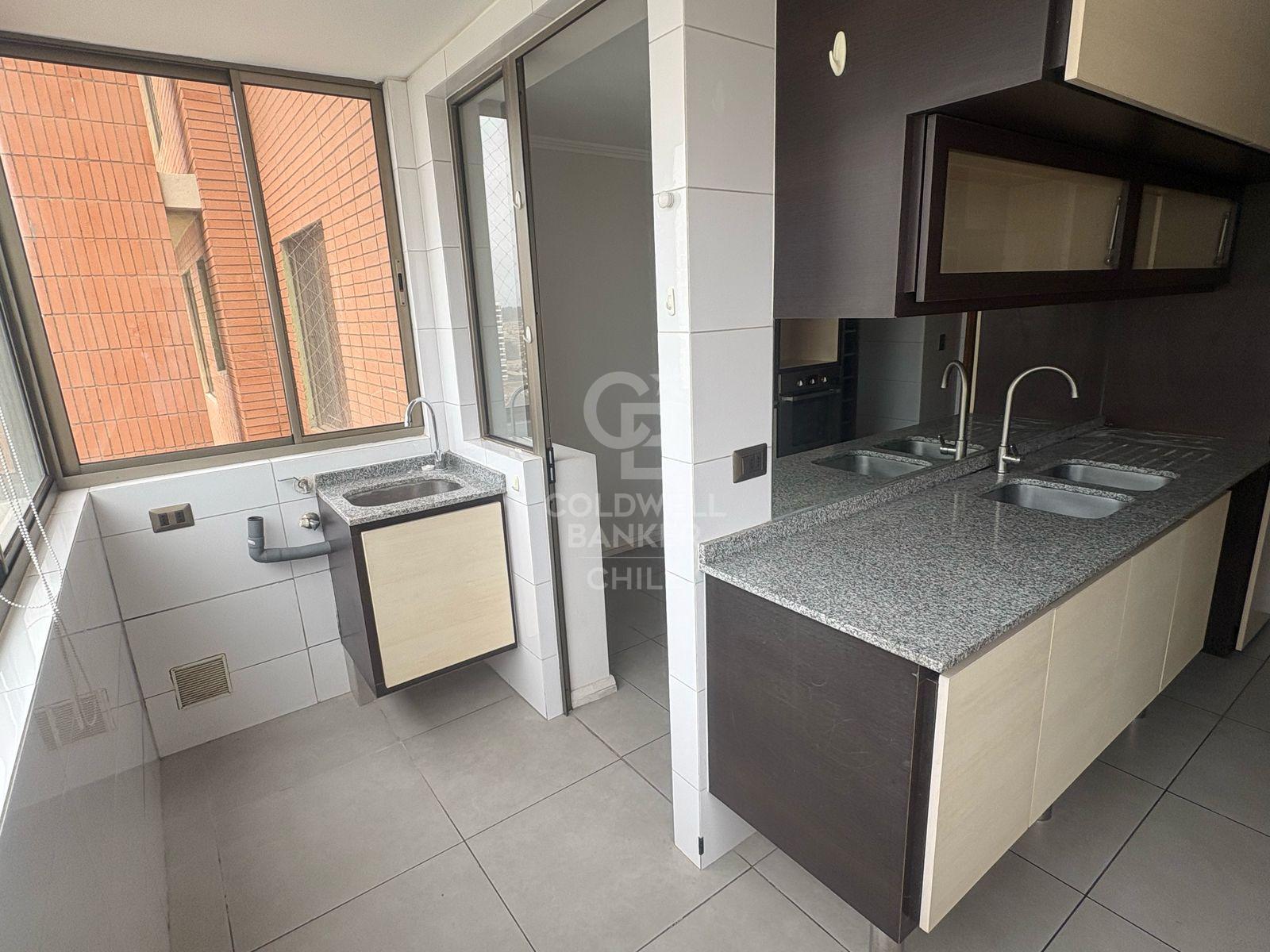 Concón, Chile, 4 Bedrooms Bedrooms, ,4 BathroomsBathrooms,Residential,For Sale,1752954