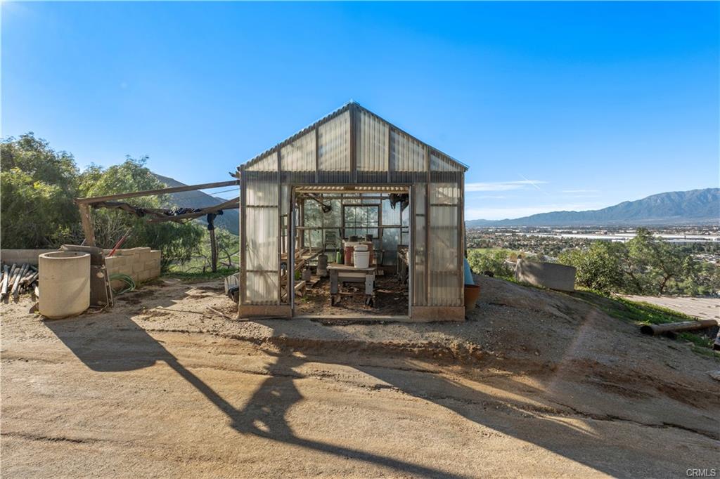 Bloomington, California, 92316, United States, 4 Bedrooms Bedrooms, ,3 BathroomsBathrooms,Residential,For Sale,2011679