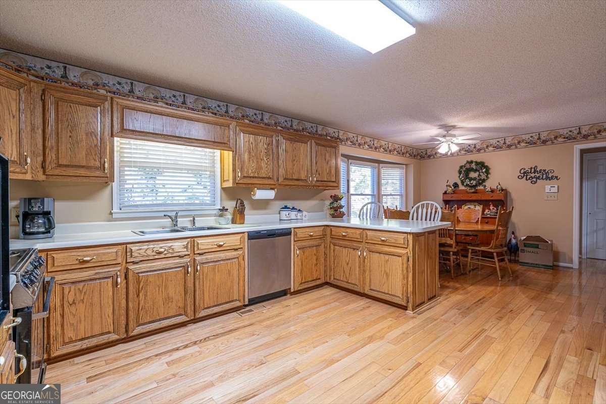 Arnoldsville, Georgia, 30619, United States, 4 Bedrooms Bedrooms, ,4 BathroomsBathrooms,Residential,For Sale,1987568