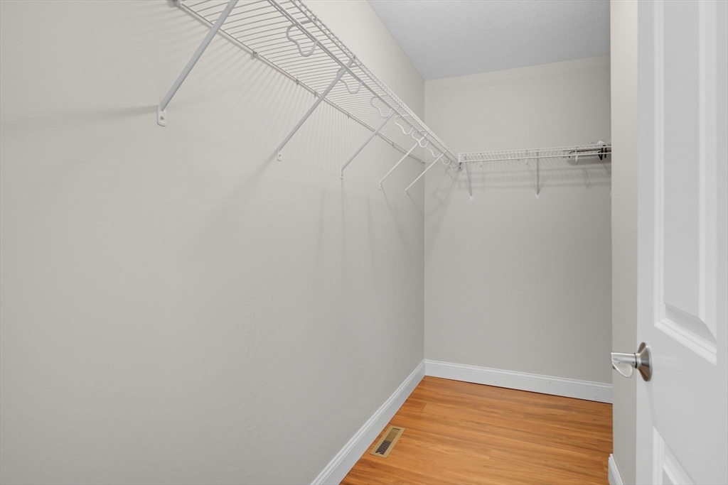 Wilbraham, Massachusetts, 01095, United States, 2 Bedrooms Bedrooms, ,2 BathroomsBathrooms,Residential,For Sale,1960738