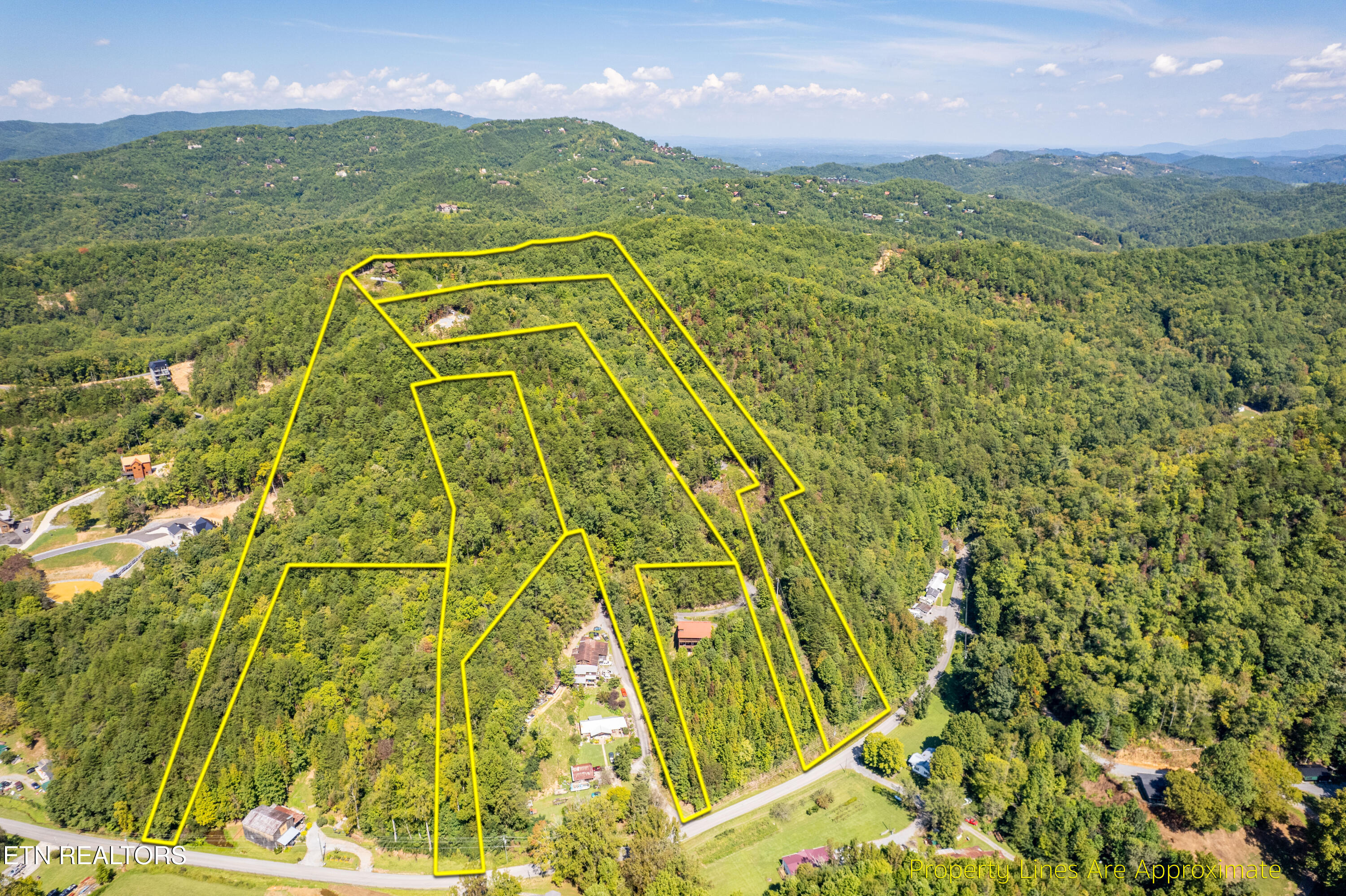 Sevierville, Tennessee, 37862, United States, 3 Bedrooms Bedrooms, ,3 BathroomsBathrooms,Residential,For Sale,1979377