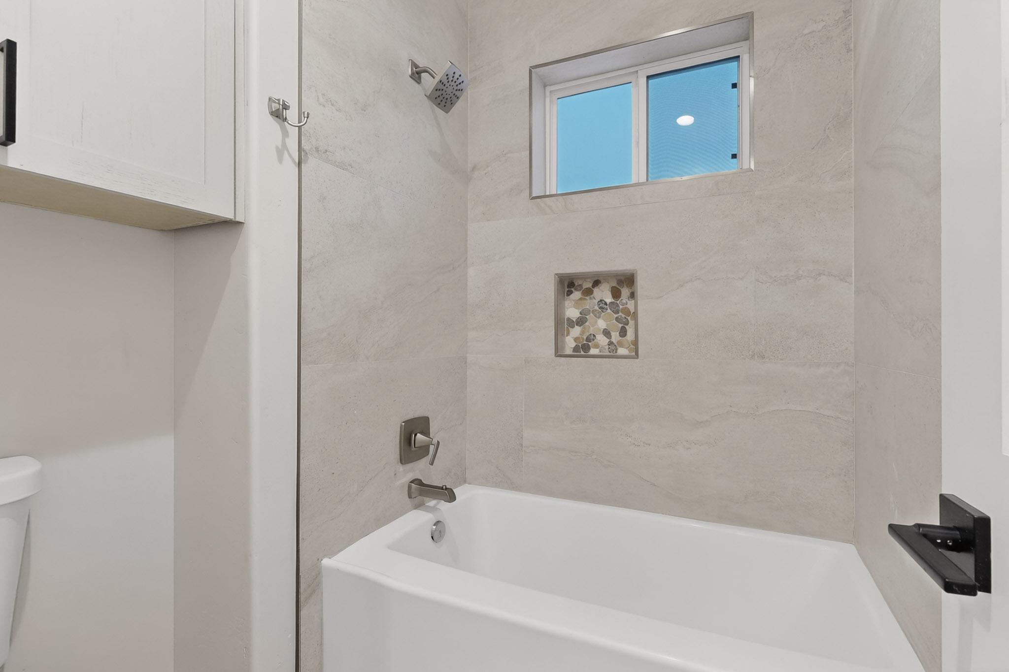 Edgewood, New Mexico, 87105, United States, 3 Bedrooms Bedrooms, ,3 BathroomsBathrooms,Residential,For Sale,2002461