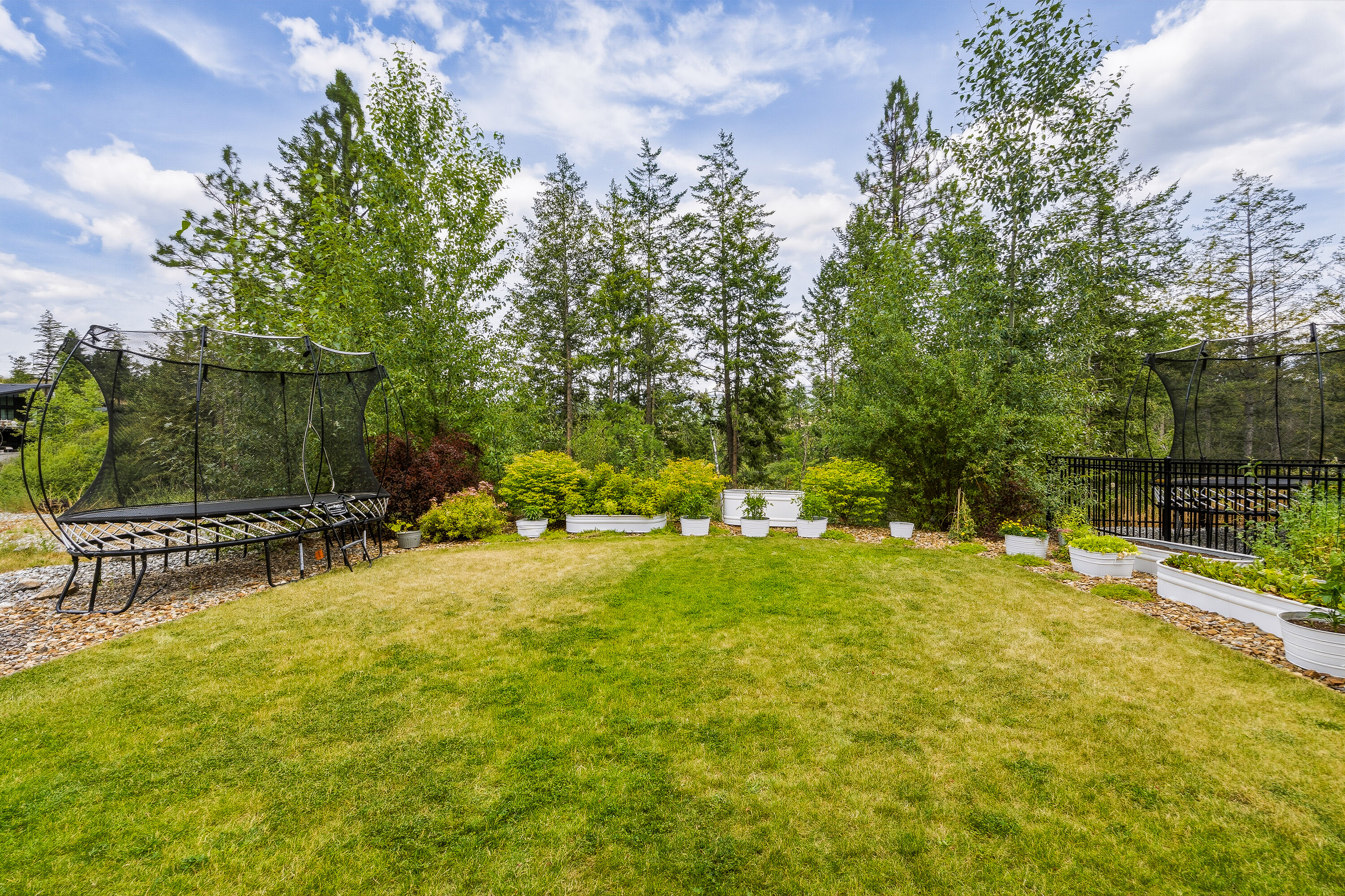  Walkout Rancher in Lakestone - 物件實景