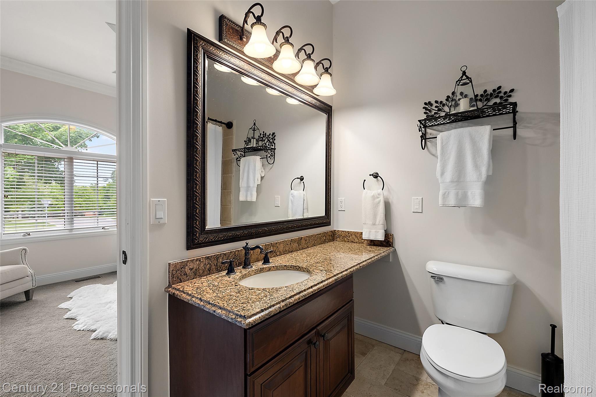 Oxford, Michigan, 48371, United States, 4 Bedrooms Bedrooms, ,4 BathroomsBathrooms,Residential,For Sale,1978317