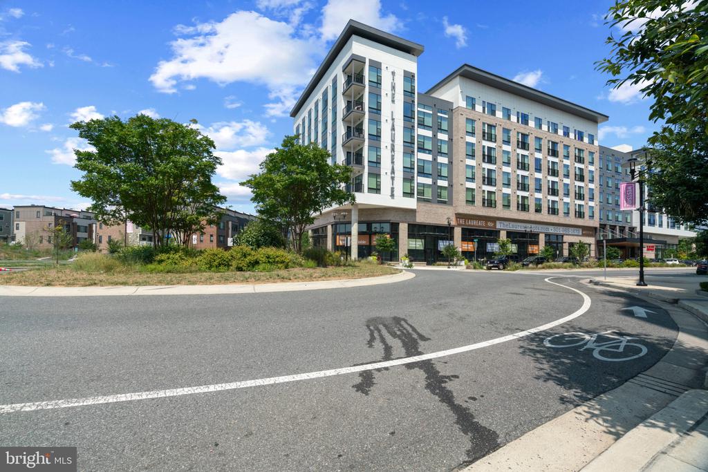 Rockville, Maryland, 20855, United States, 3 Bedrooms Bedrooms, ,3 BathroomsBathrooms,Residential,For Sale,1929038
