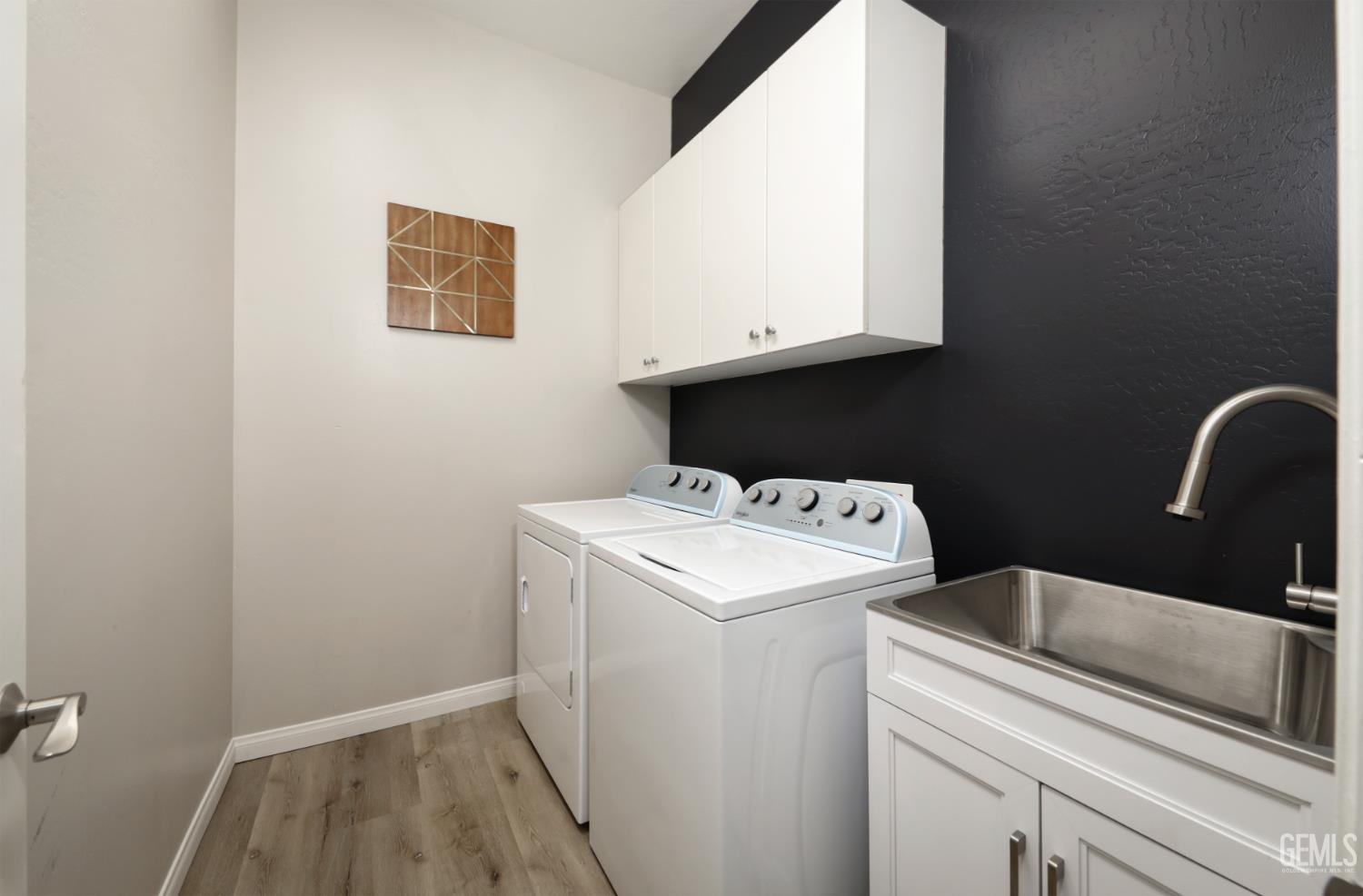 Bakersfield, California, 93312, United States, 3 Bedrooms Bedrooms, ,2 BathroomsBathrooms,Residential,For Sale,1987414