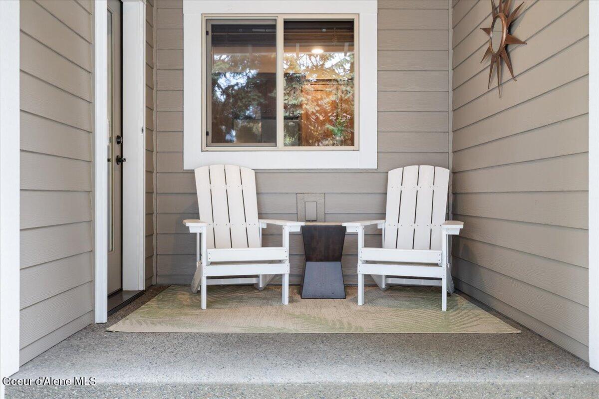 Hayden, Idaho, 83835, United States, 3 Bedrooms Bedrooms, ,3 BathroomsBathrooms,Residential,For Sale,1992408