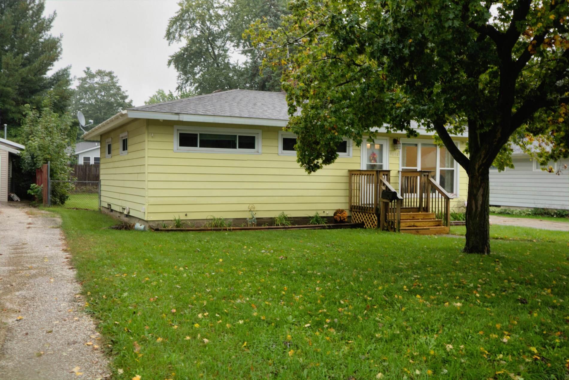 Heron Ave, Wyoming, MI 49509