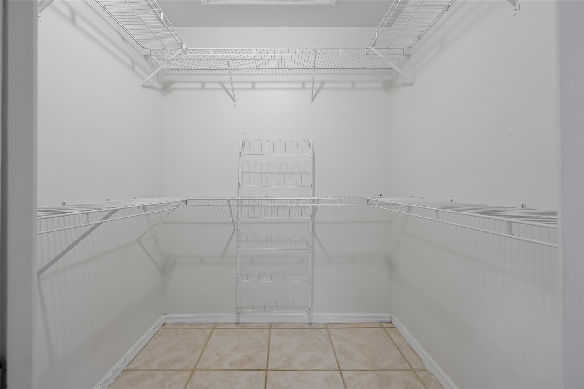 Orlando, Florida, 32833, United States, 4 Bedrooms Bedrooms, ,2 BathroomsBathrooms,Residential,For Sale,1995372