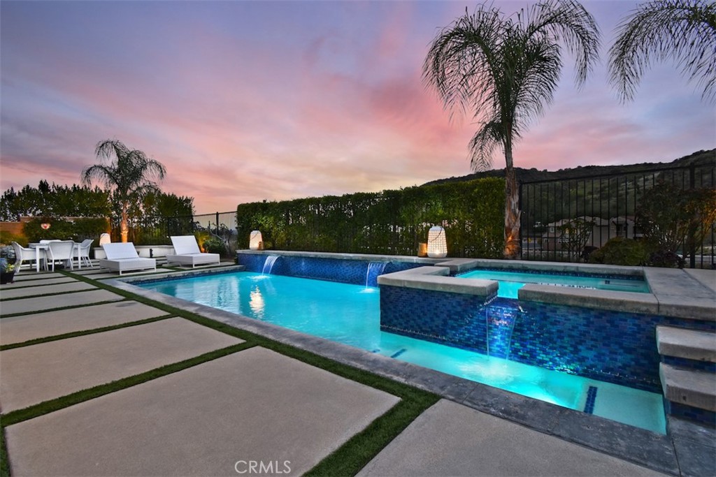 West Hills, California, 91304, United States, 5 Bedrooms Bedrooms, ,6 BathroomsBathrooms,Residential,For Sale,1847144