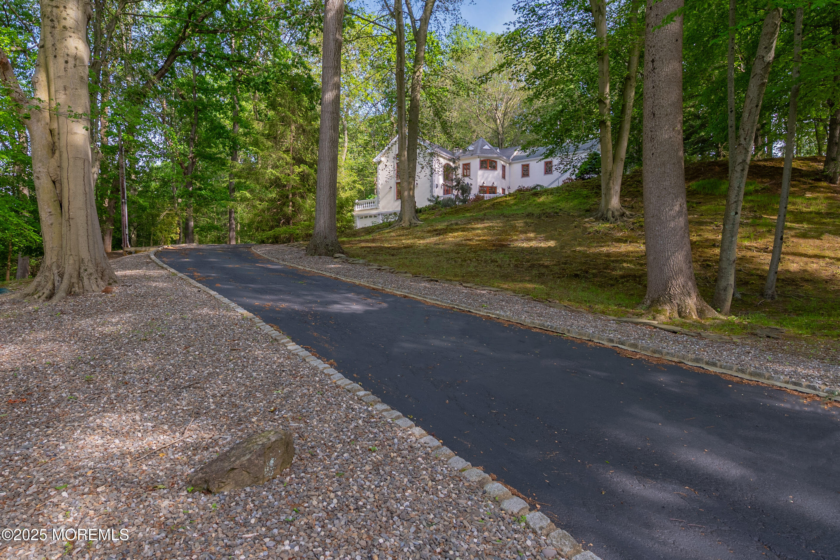 Middletown, New Jersey, 07748, United States, 5 Bedrooms Bedrooms, ,5 BathroomsBathrooms,Residential,For Sale,1904481
