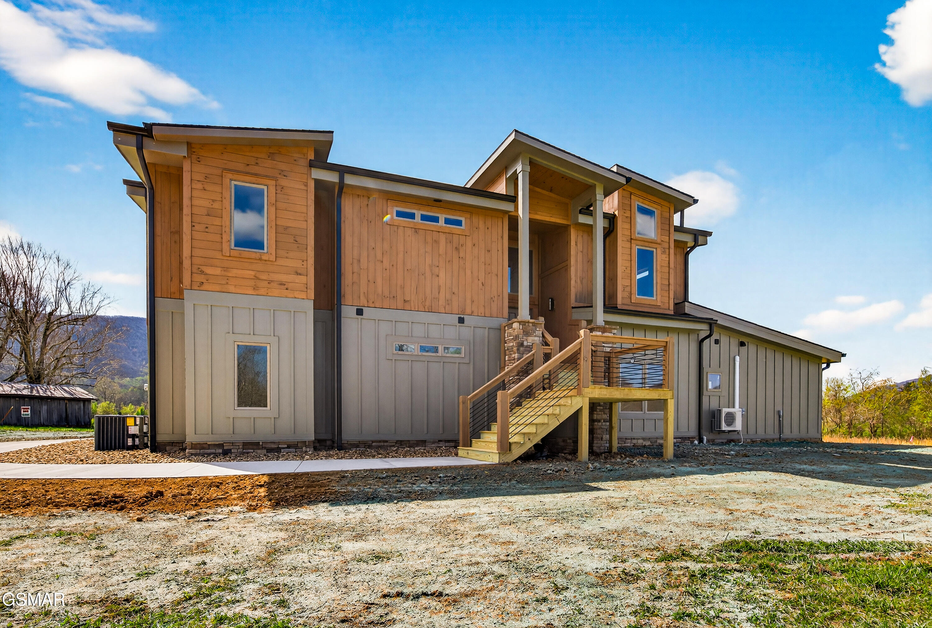 Sevierville, Tennessee, 37862, United States, 5 Bedrooms Bedrooms, ,7 BathroomsBathrooms,Residential,For Sale,2035739