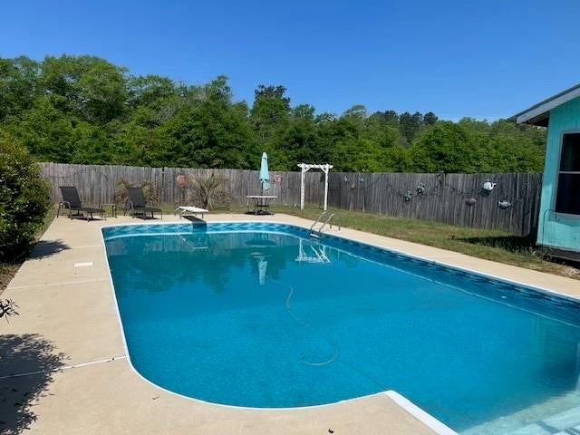 Andalusia, Alabama, 36421, United States, 6 Bedrooms Bedrooms, ,4 BathroomsBathrooms,Residential,For Sale,1793704