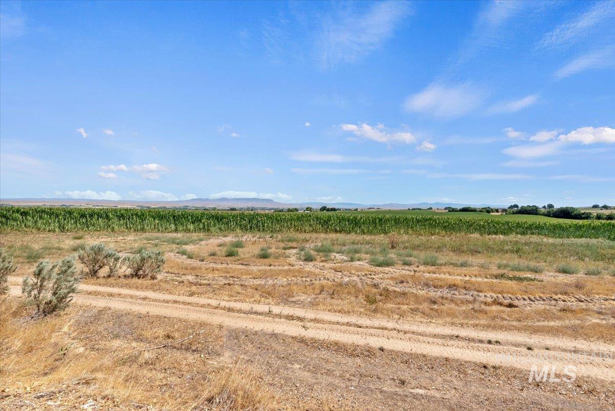 New Plymouth, Idaho, 83655-5457, United States, 5 Bedrooms Bedrooms, ,Residential,For Sale,1918304