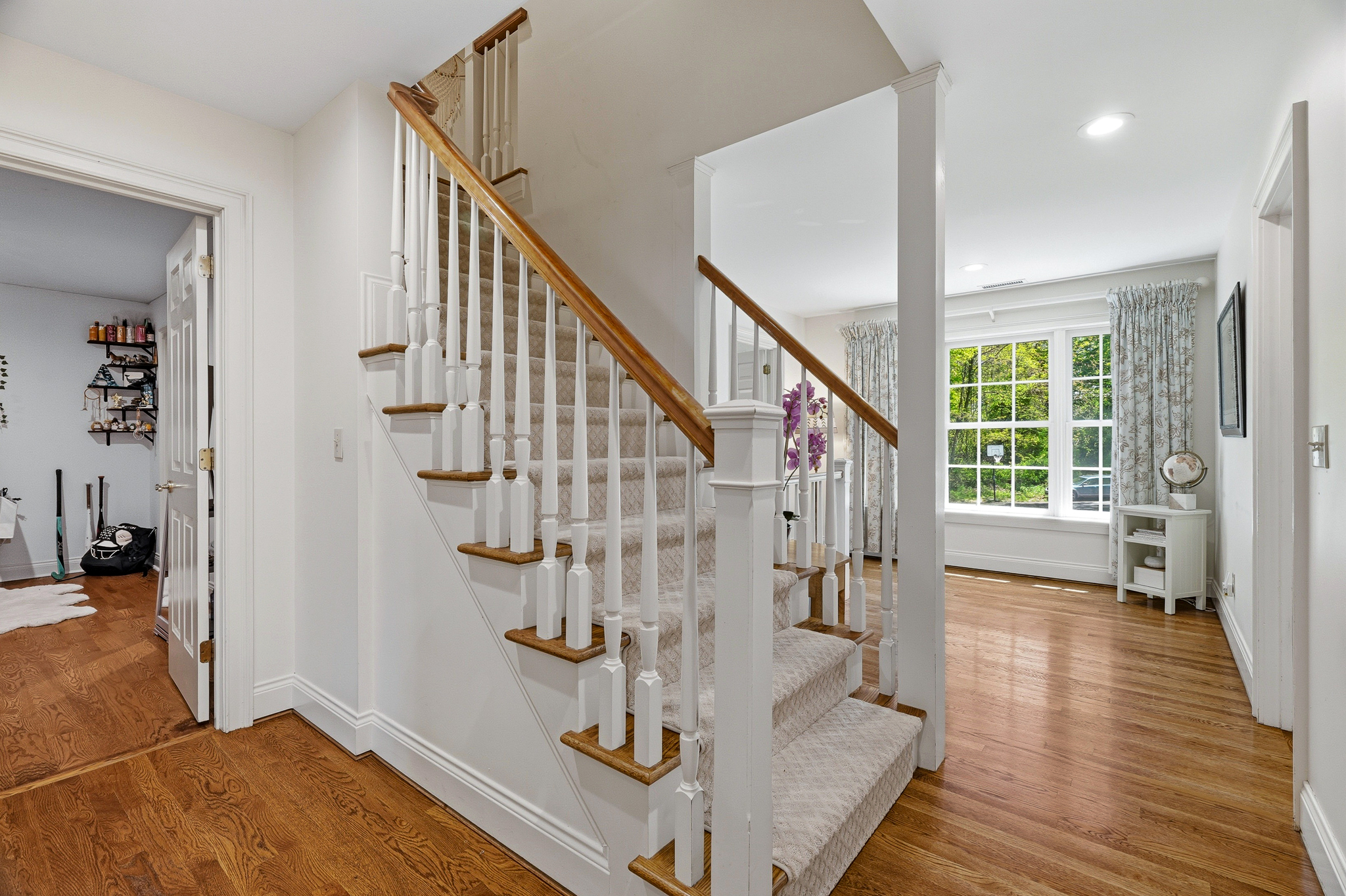  Luxurious 6-Bedroom Estate in Essex, CT - 物件實景