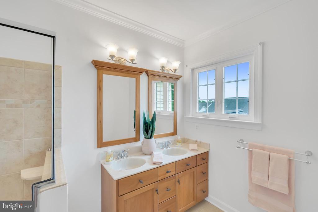 Milton, Delaware, 19968, United States, 4 Bedrooms Bedrooms, ,4 BathroomsBathrooms,Residential,For Sale,1901240