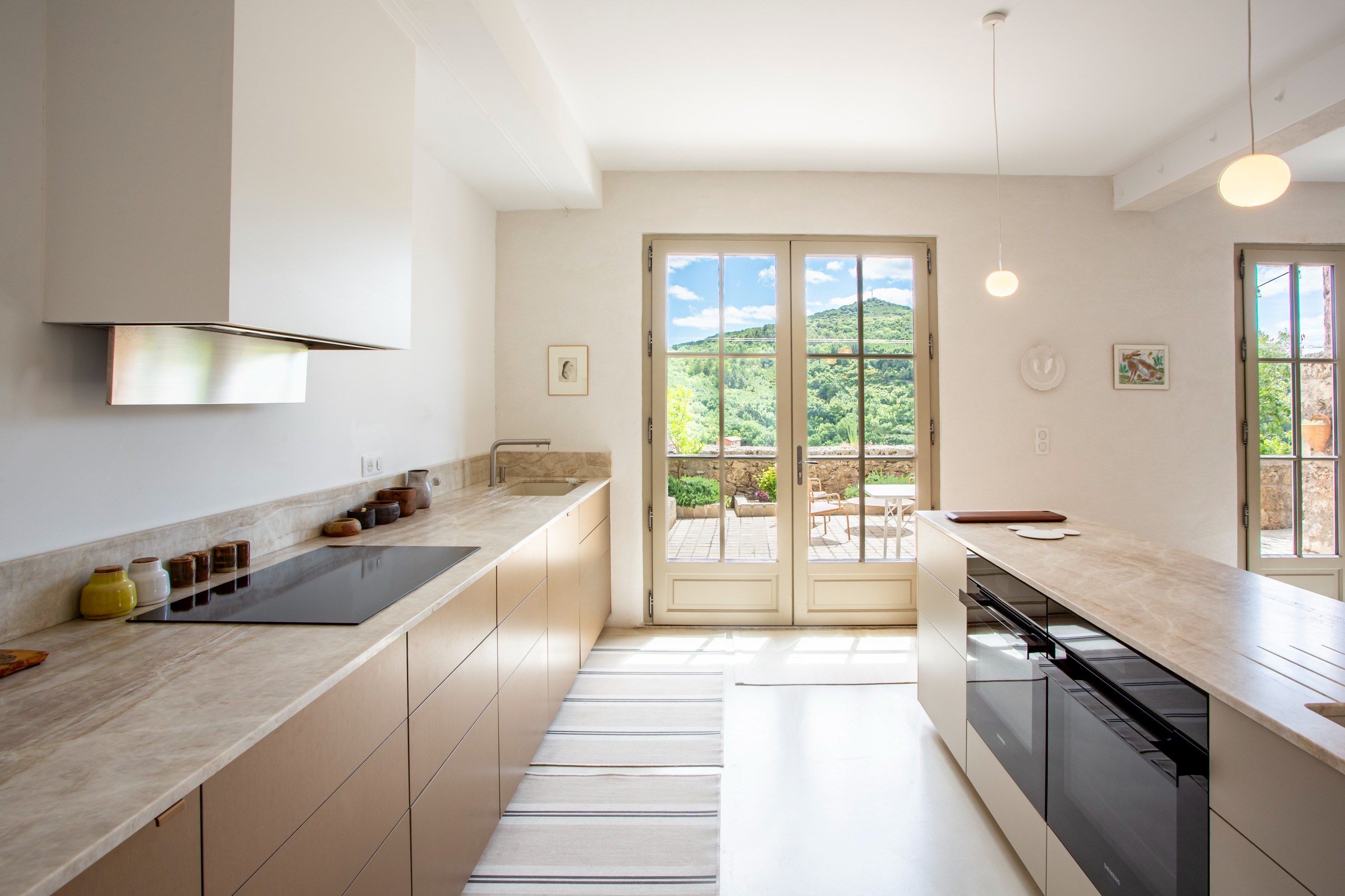  Château de Soubes from 11th Century Reimagined for Contemporary Living - 物件實景
