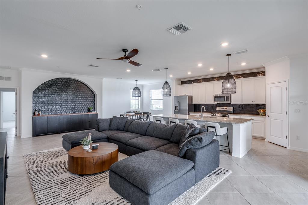 Bradenton, Florida, 34211, United States, 3 Bedrooms Bedrooms, ,2 BathroomsBathrooms,Residential,For Sale,1967780