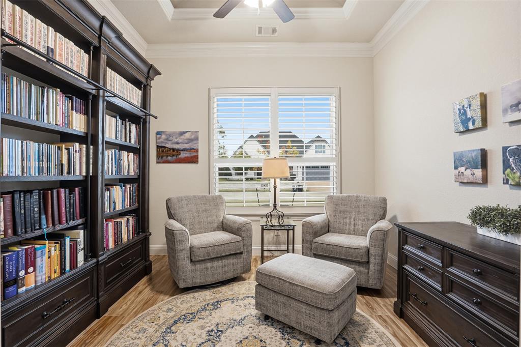 Granbury, Texas, 76048, United States, 4 Bedrooms Bedrooms, ,3 BathroomsBathrooms,Residential,For Sale,2001817