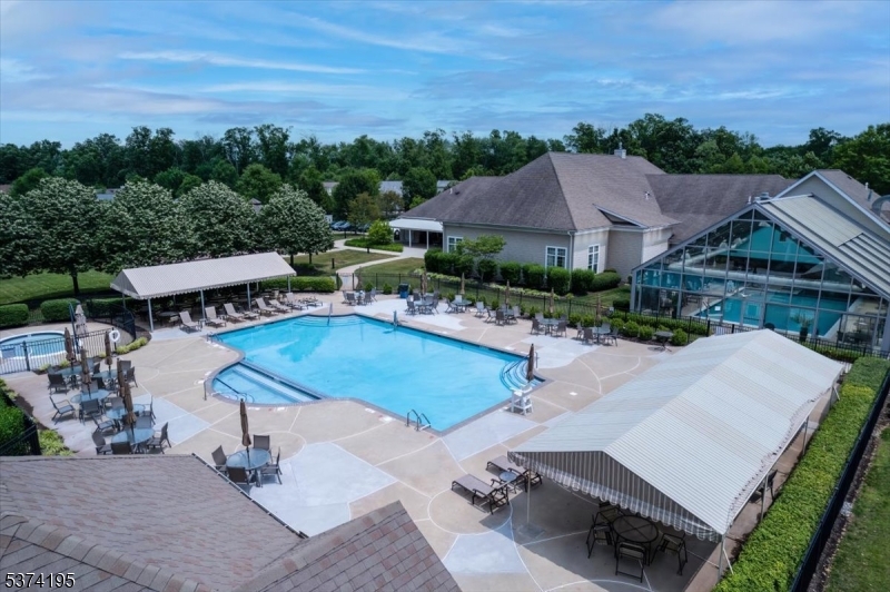 Franklin Twp., New Jersey, 08873, United States, 3 Bedrooms Bedrooms, ,2 BathroomsBathrooms,Residential,For Sale,1908431