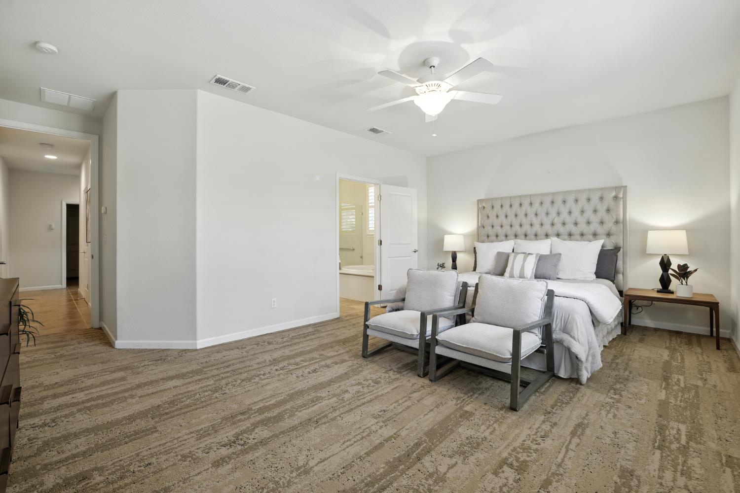 Elk Grove, California, 95757, United States, 2 Bedrooms Bedrooms, ,2 BathroomsBathrooms,Residential,For Sale,1901931