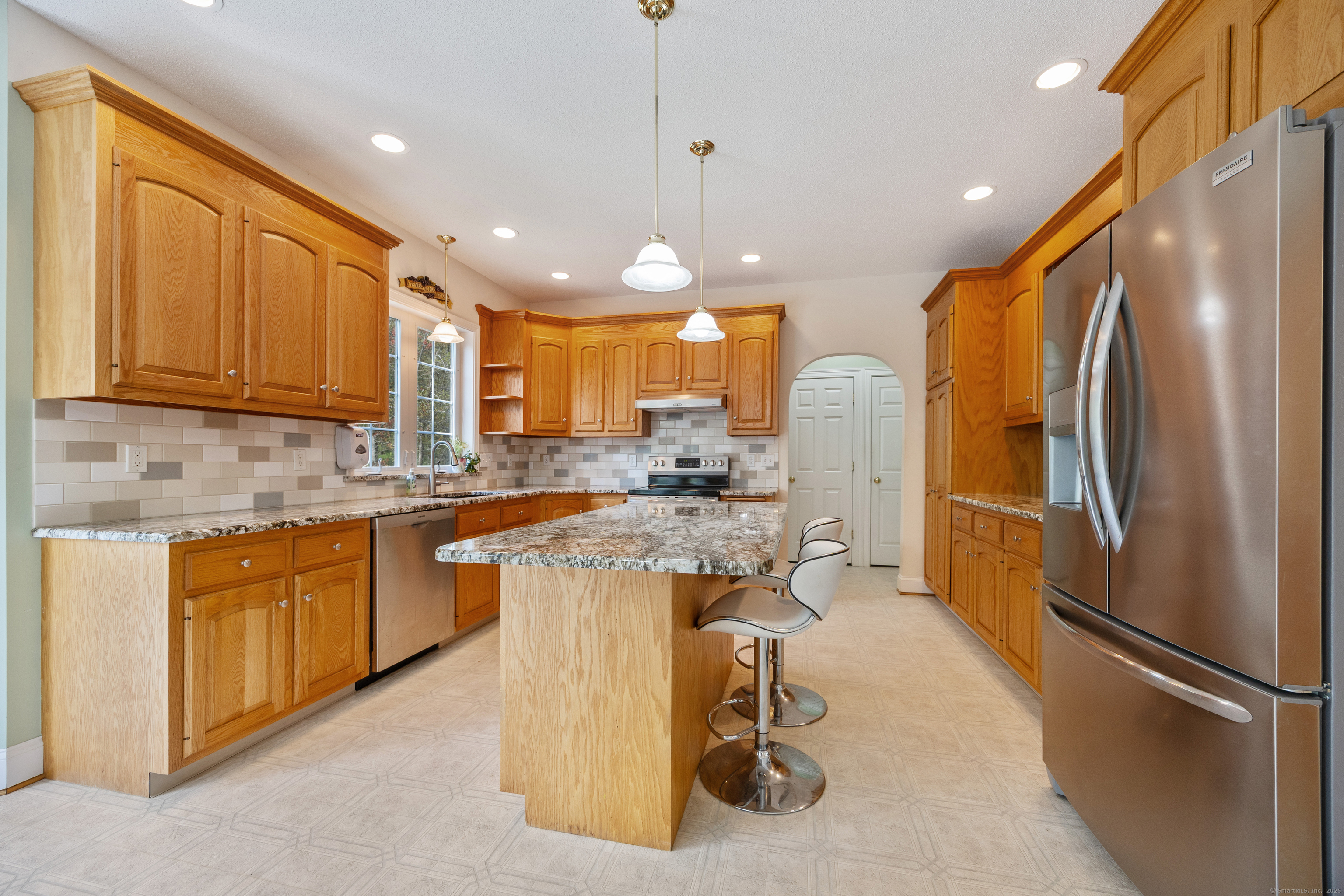 Bristol, Connecticut, 06010, United States, 3 Bedrooms Bedrooms, ,3 BathroomsBathrooms,Residential,For Sale,1804517