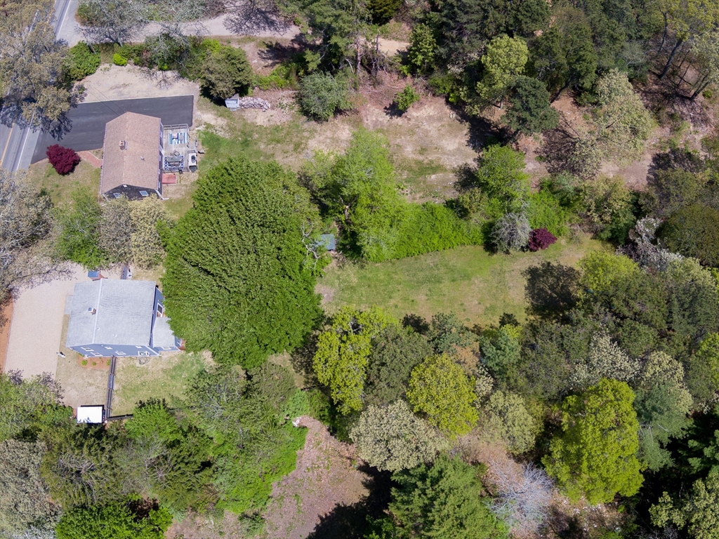 Barnstable, Massachusetts, 02648, United States, 4 Bedrooms Bedrooms, ,2 BathroomsBathrooms,Residential,For Sale,2049292