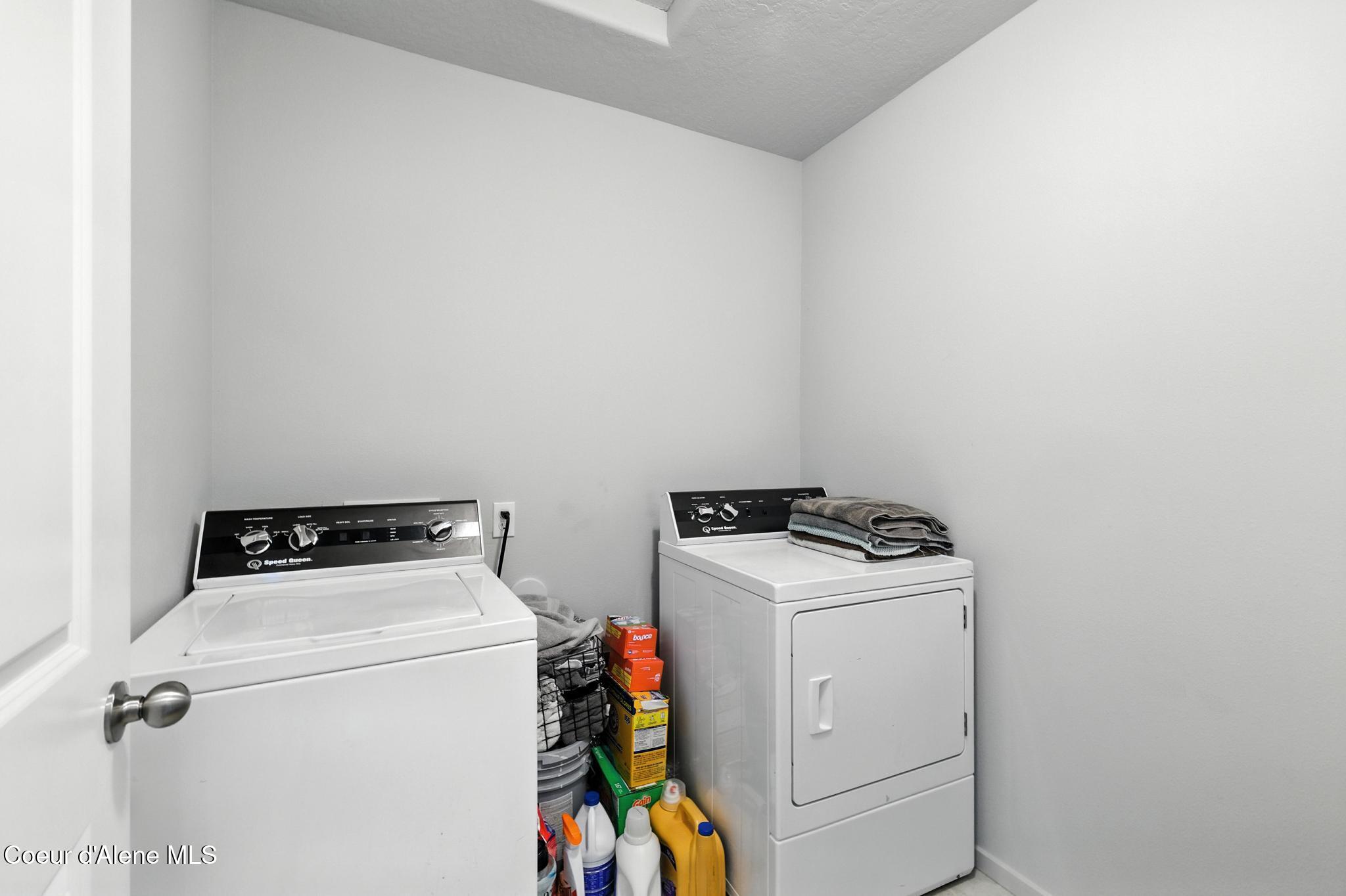Rathdrum, Idaho, 83858, United States, 4 Bedrooms Bedrooms, ,Residential,For Sale,1951691
