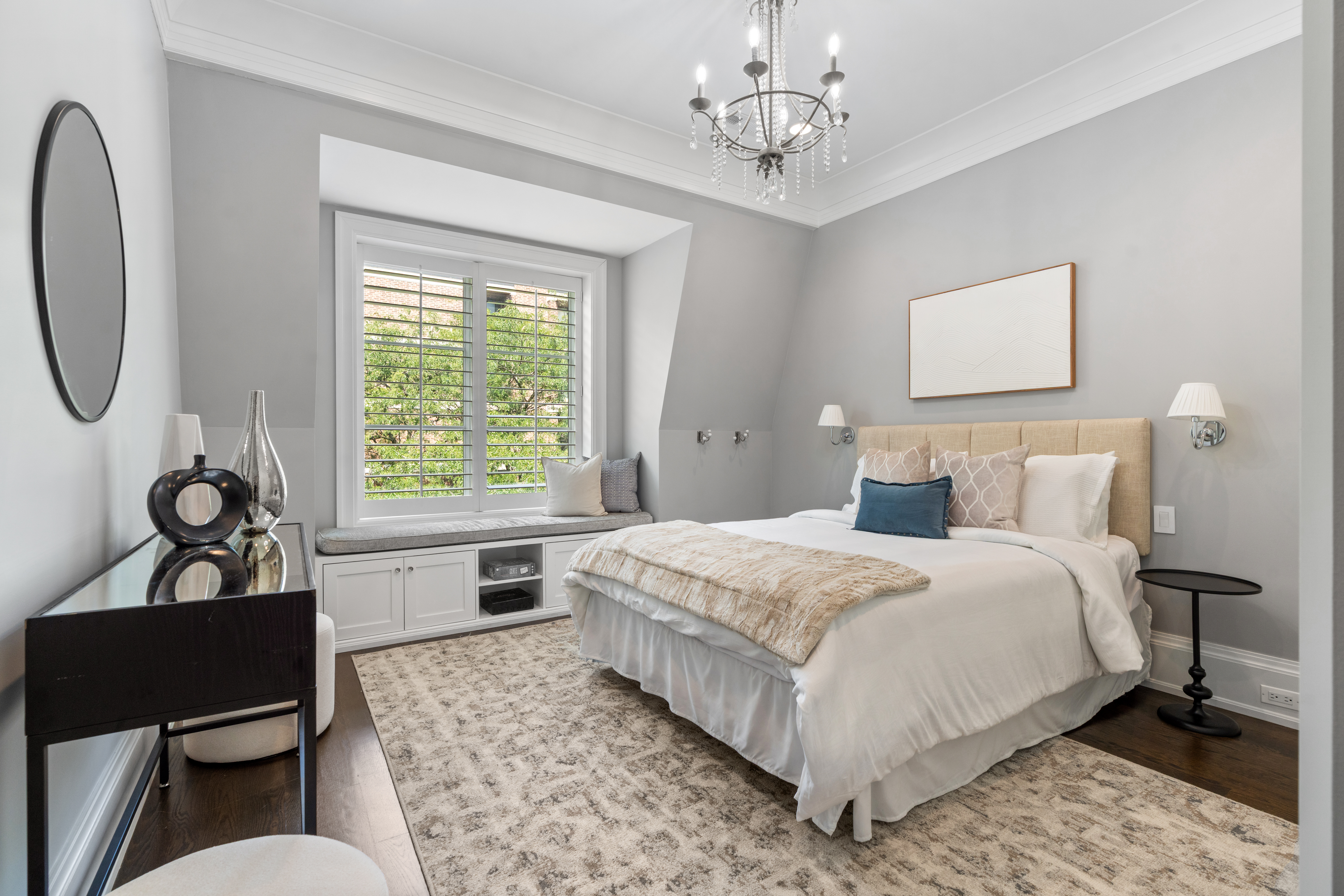  A Rare Opportunity to Own a 5,245-Square-Foot Single-Family Home - 物件實景