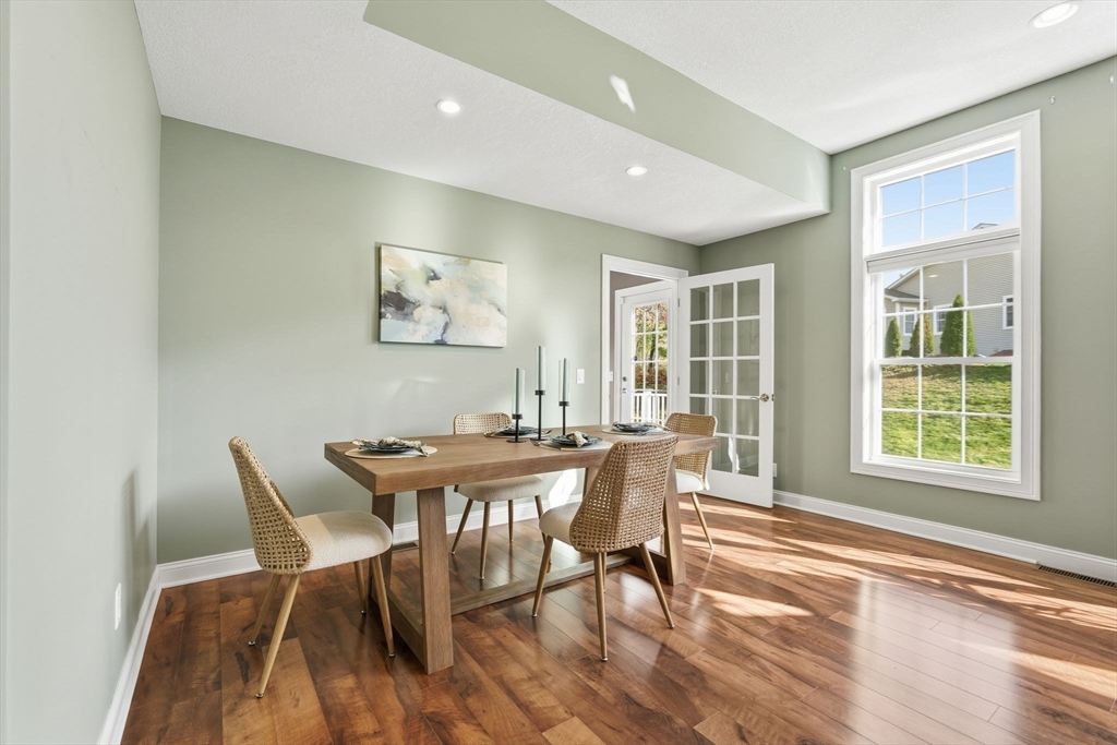 Wilbraham, Massachusetts, 01095, United States, 2 Bedrooms Bedrooms, ,2 BathroomsBathrooms,Residential,For Sale,1995815