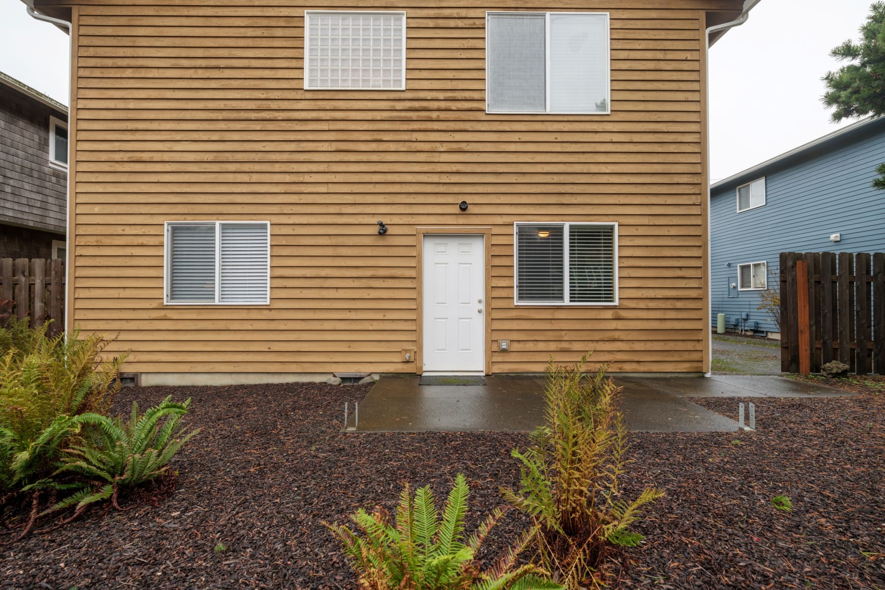  663 S HEMLOCK ST Cannon Beach, OR 97110 - 物件實景