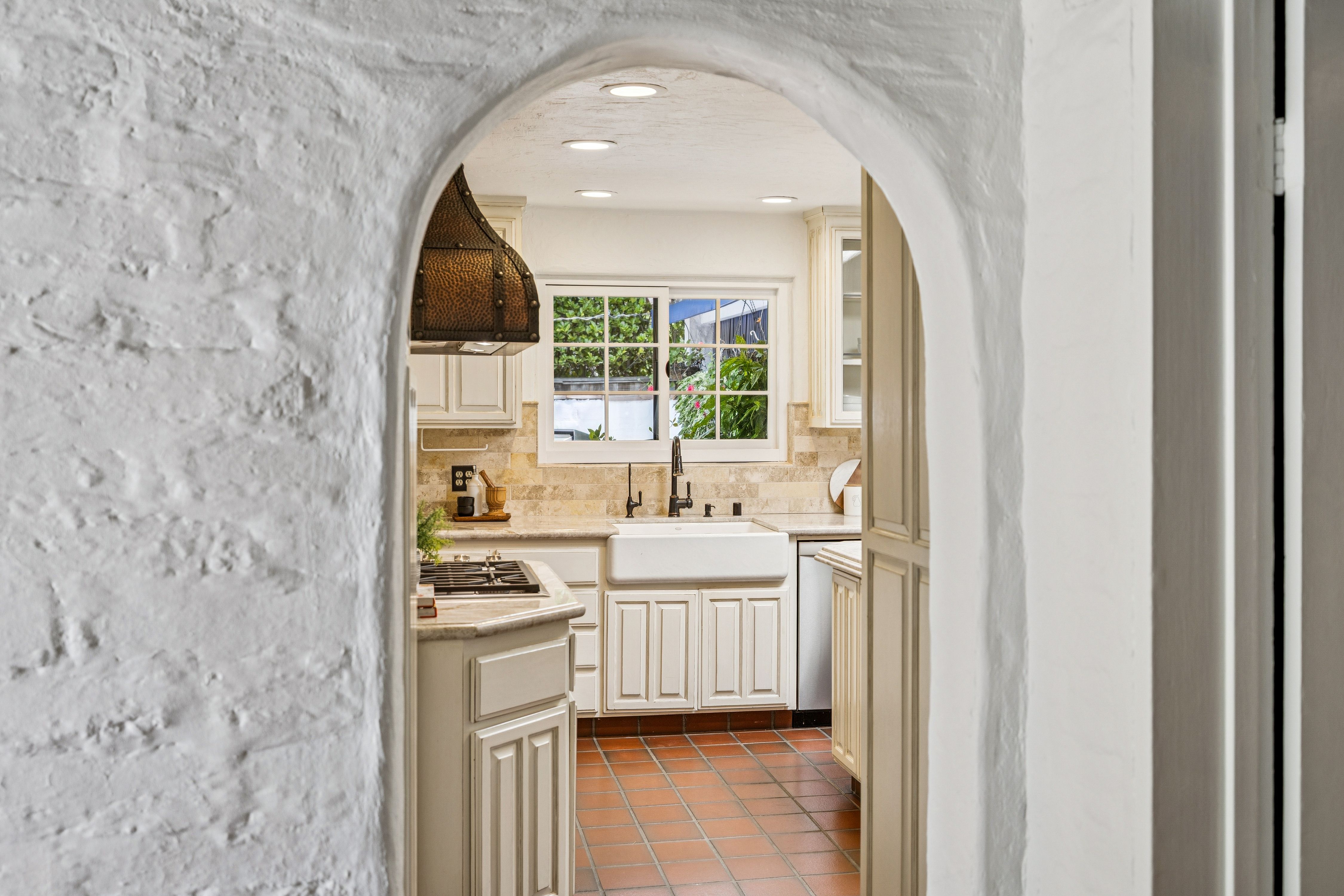  Stunning Authentic Los Gatos Adobe Hacienda - 物件實景