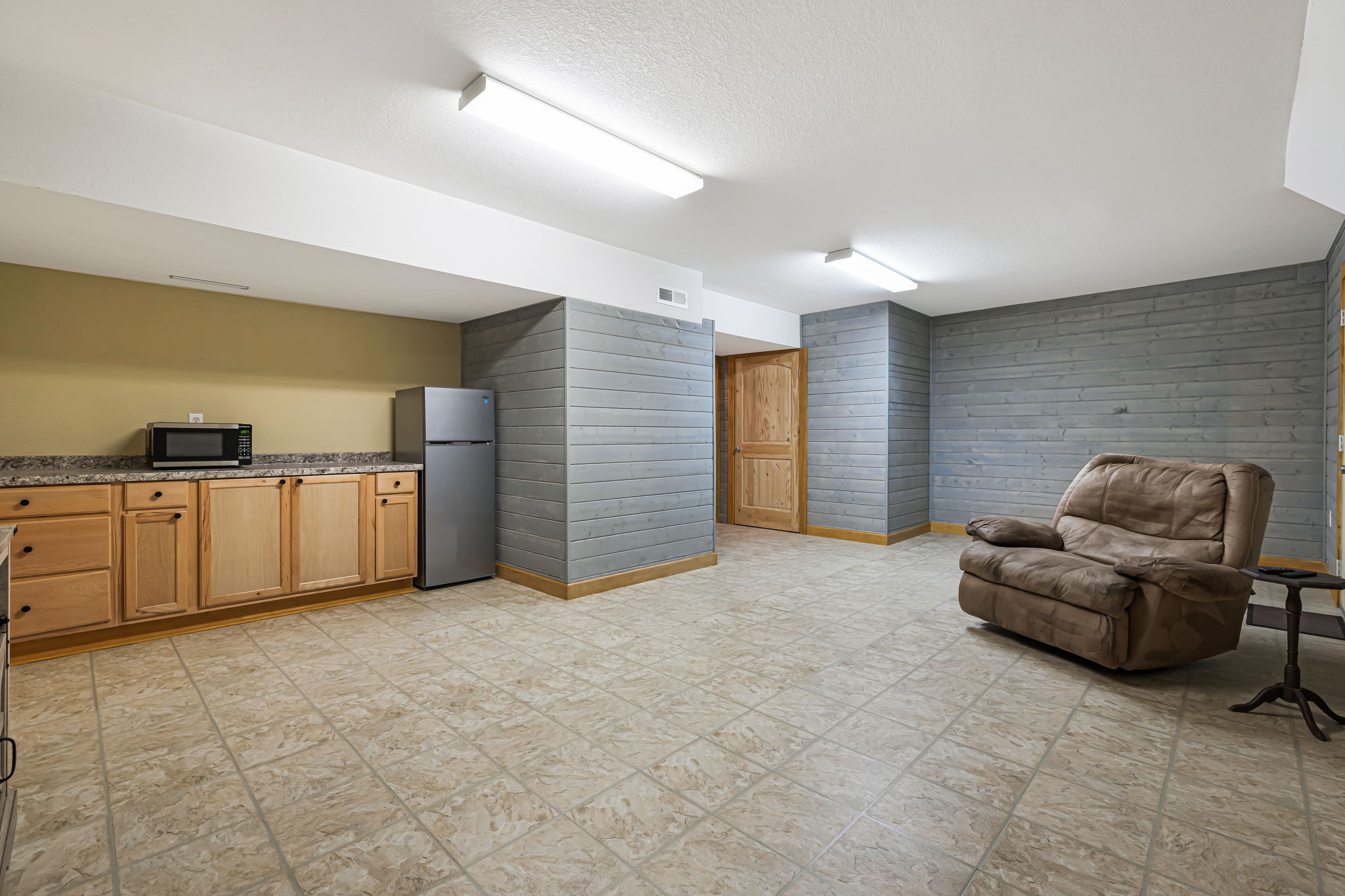 Burnsville, North Carolina, 28714, United States, 2 Bedrooms Bedrooms, ,Residential,For Sale,1931797
