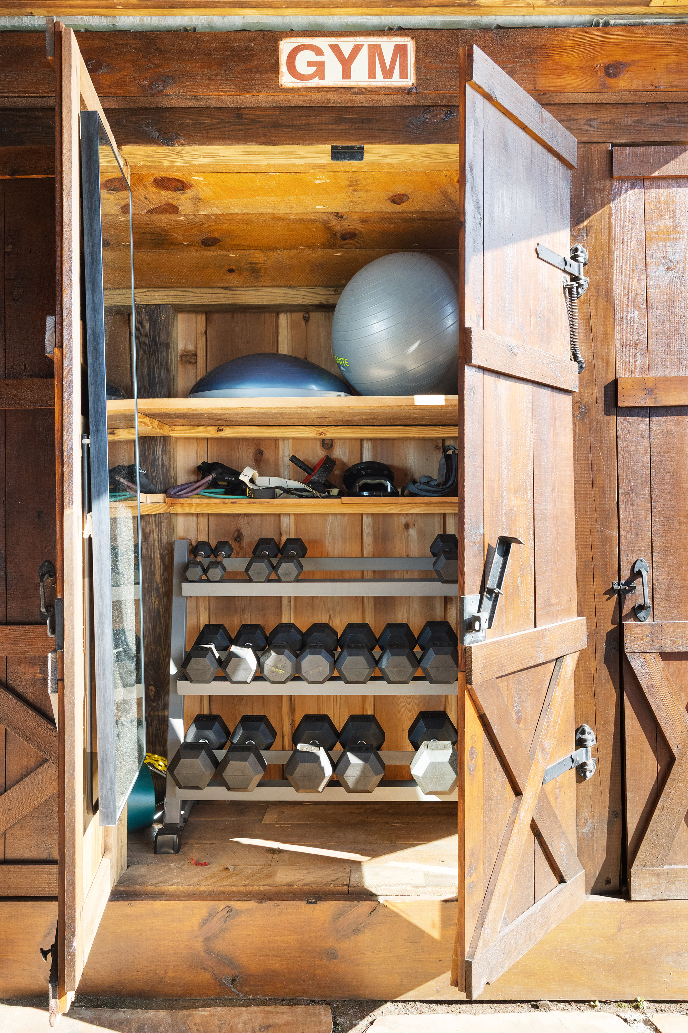  Mineral Bluff Retreat Offers Resort-caliber Outdoor Living and Sweeping Views - 物件實景