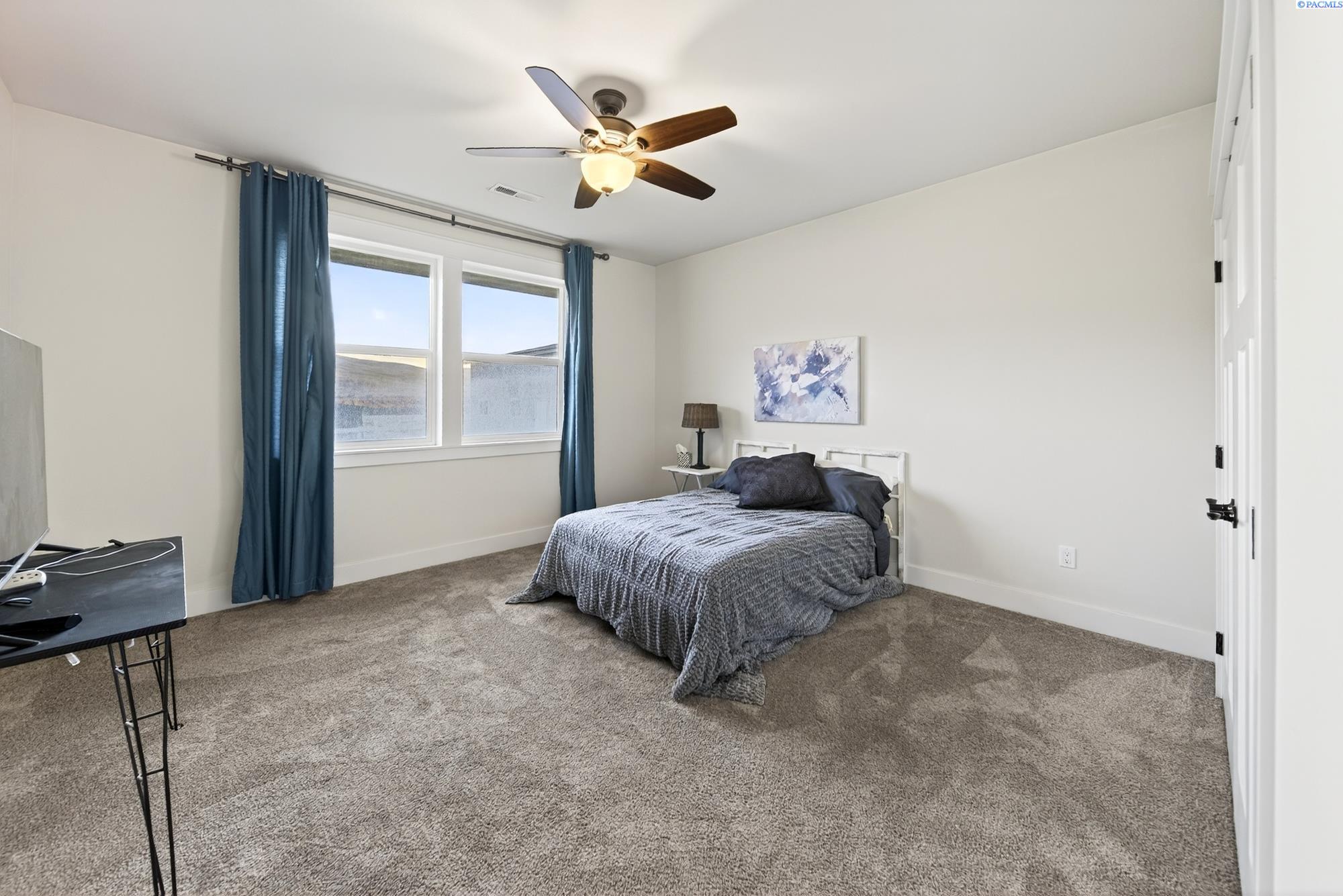 Prosser, Washington, 99350, United States, 3 Bedrooms Bedrooms, ,1 BathroomBathrooms,Residential,For Sale,1998379