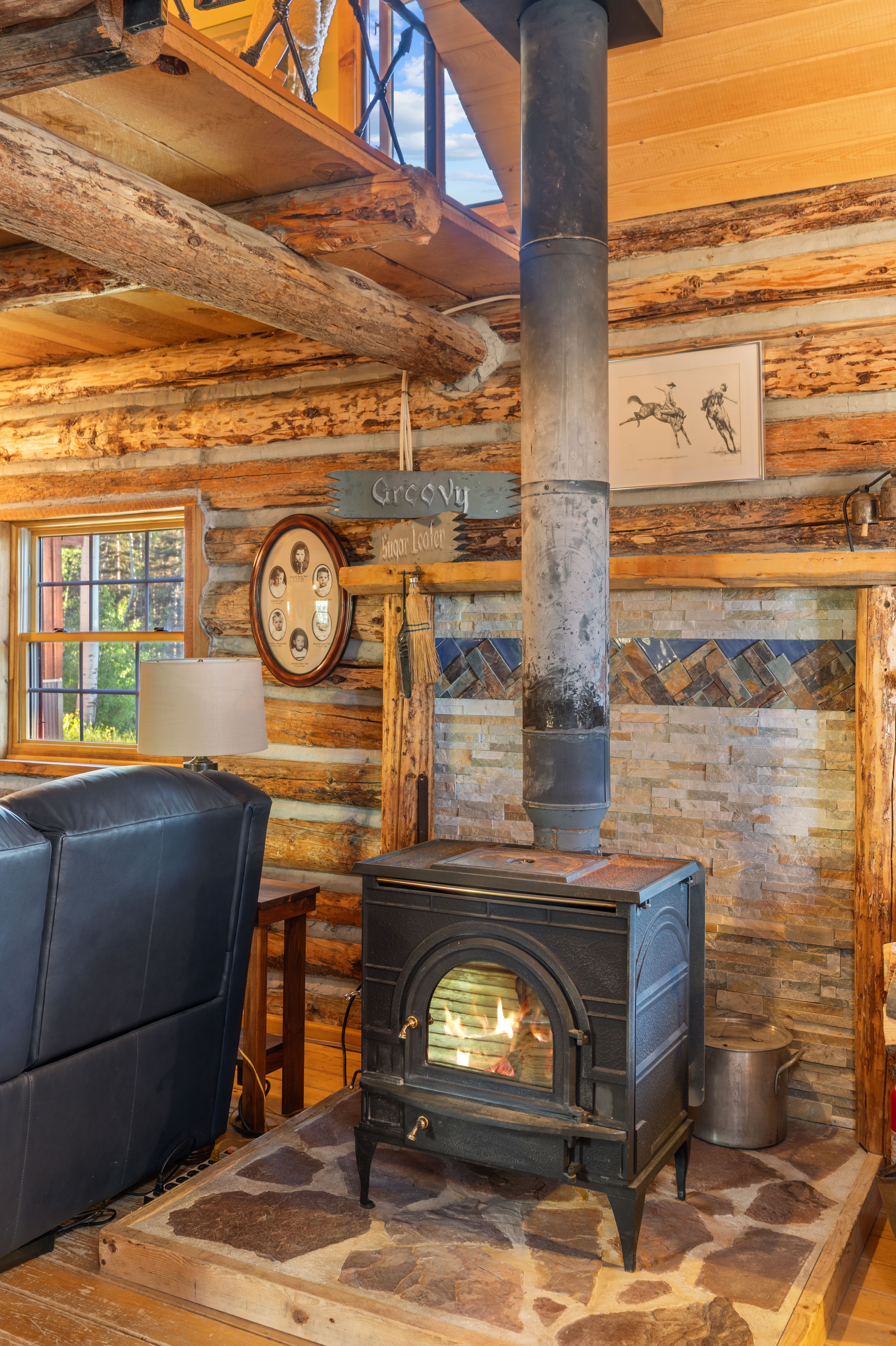  Off-Grid Mountain Retreat Bordering The National Forest - 物件實景