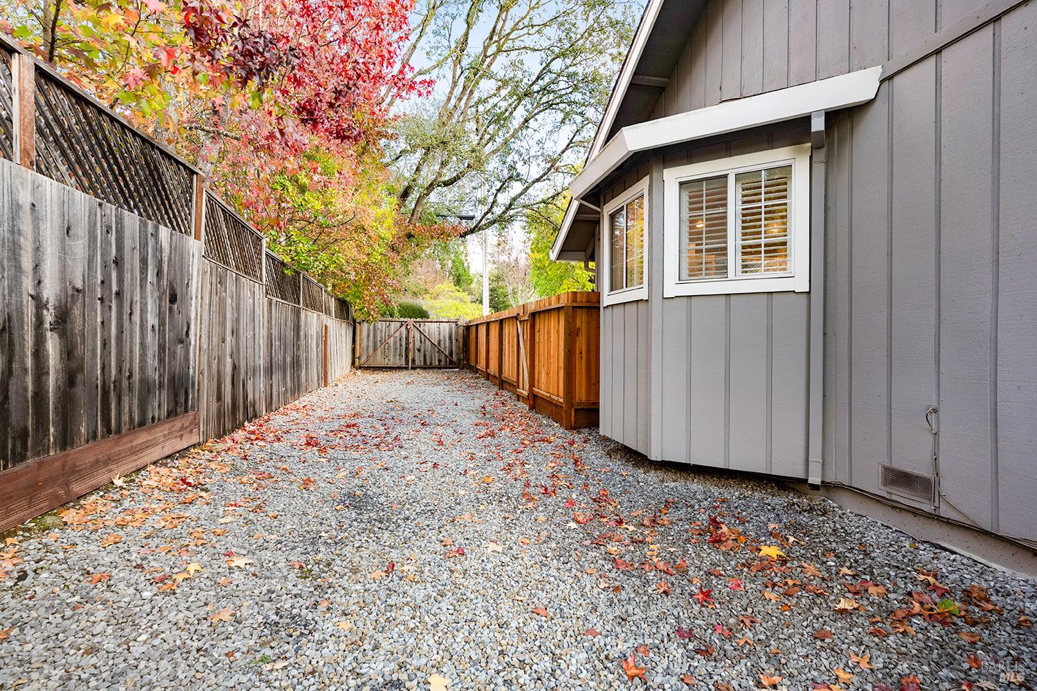 Graton, California, 95444, United States, 3 Bedrooms Bedrooms, ,2 BathroomsBathrooms,Residential,For Sale,1994914