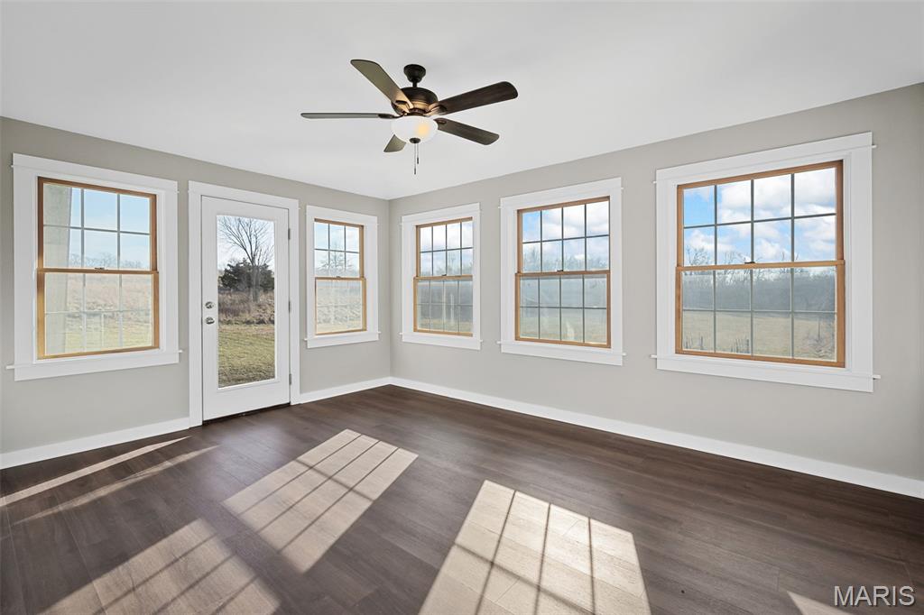 Elsberry, Missouri, 63343, United States, 3 Bedrooms Bedrooms, ,2 BathroomsBathrooms,Residential,For Sale,1828292