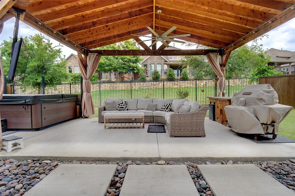 Flower Mound, Texas, 76262, United States, 4 Bedrooms Bedrooms, ,3 BathroomsBathrooms,Residential,For Sale,2005470