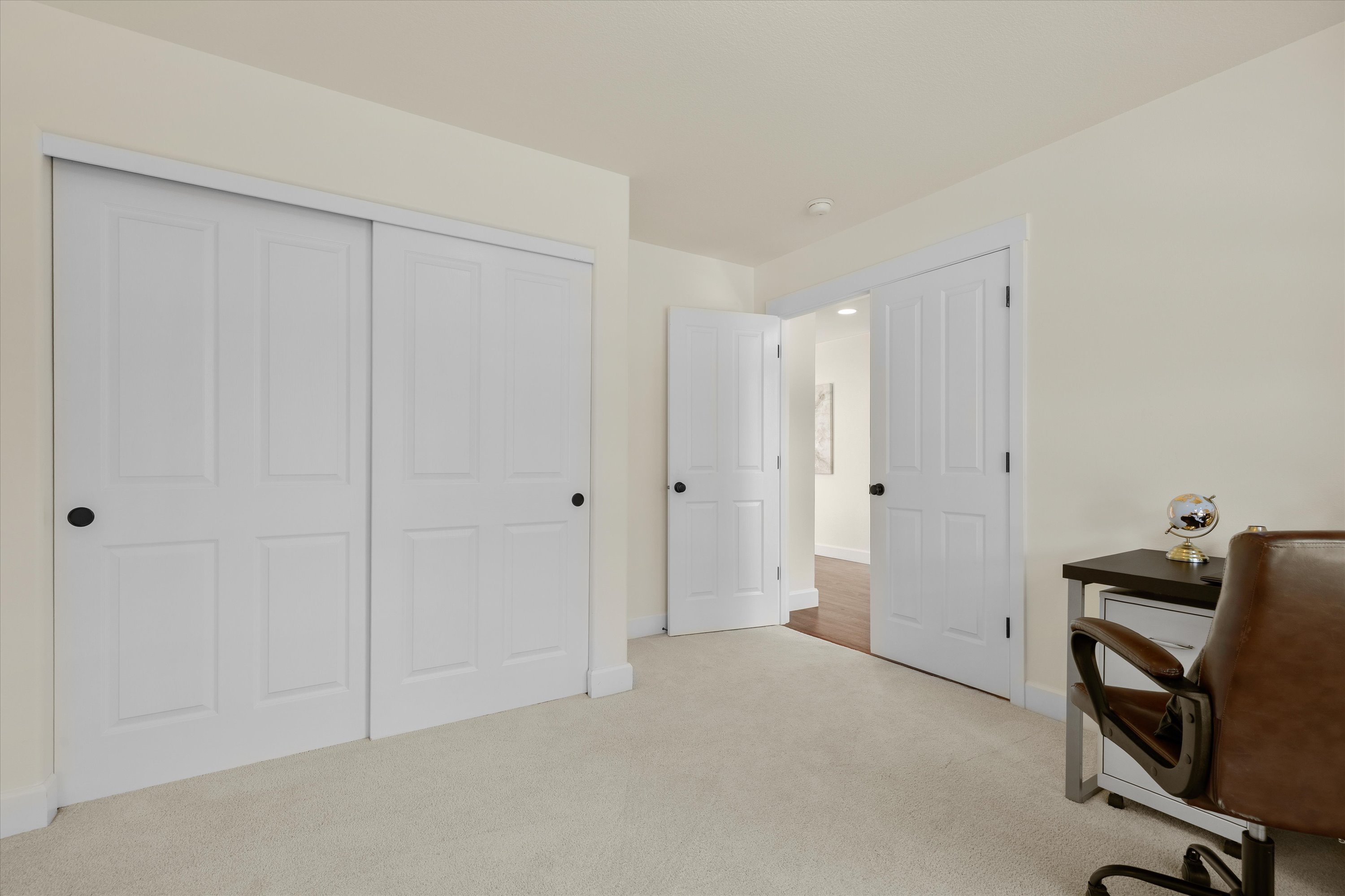 Bend, Oregon, 97702, United States, 3 Bedrooms Bedrooms, ,2 BathroomsBathrooms,Residential,For Sale,1941729