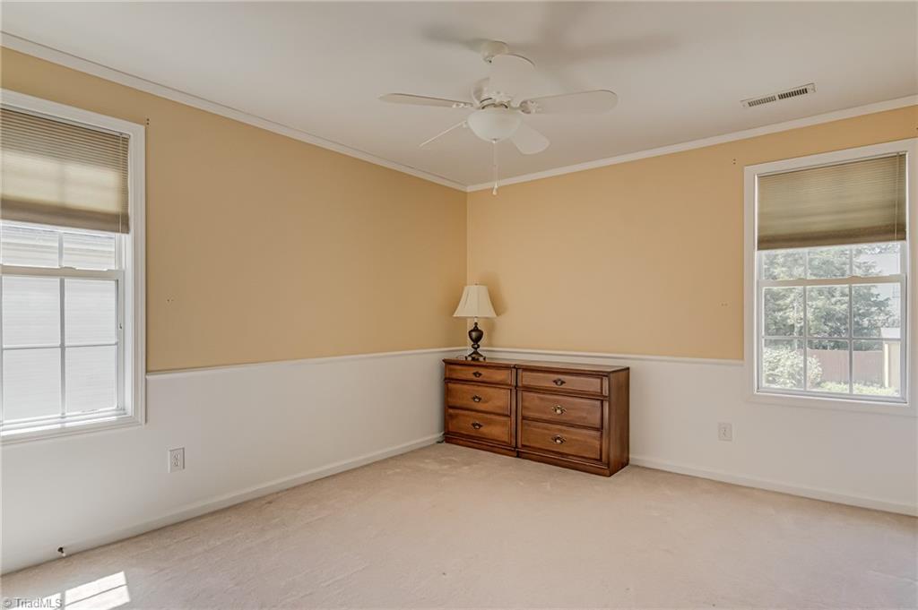 High Point, North Carolina, 27265, United States, 4 Bedrooms Bedrooms, ,3 BathroomsBathrooms,Residential,For Sale,1948916