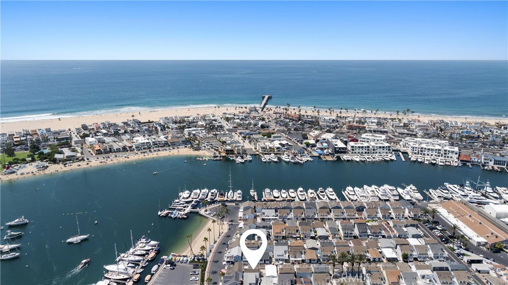 Newport Beach, California, 92663, United States, 2 Bedrooms Bedrooms, ,2 BathroomsBathrooms,Residential,For Sale,1917614
