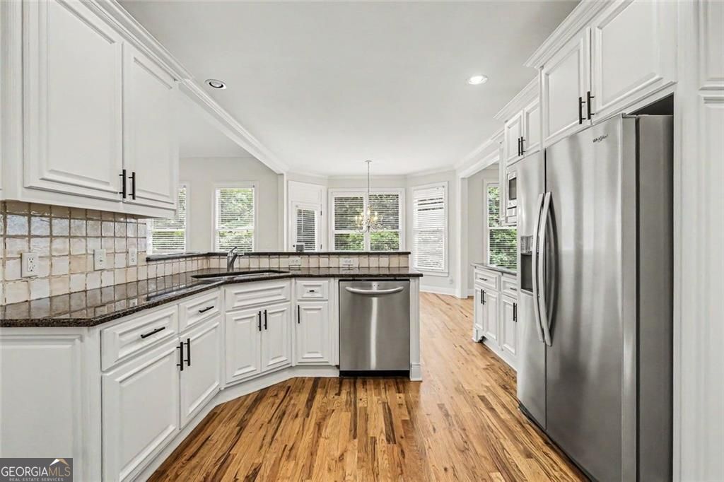 Flowery Branch, Georgia, 30542, United States, 6 Bedrooms Bedrooms, ,5 BathroomsBathrooms,Residential,For Sale,2043062