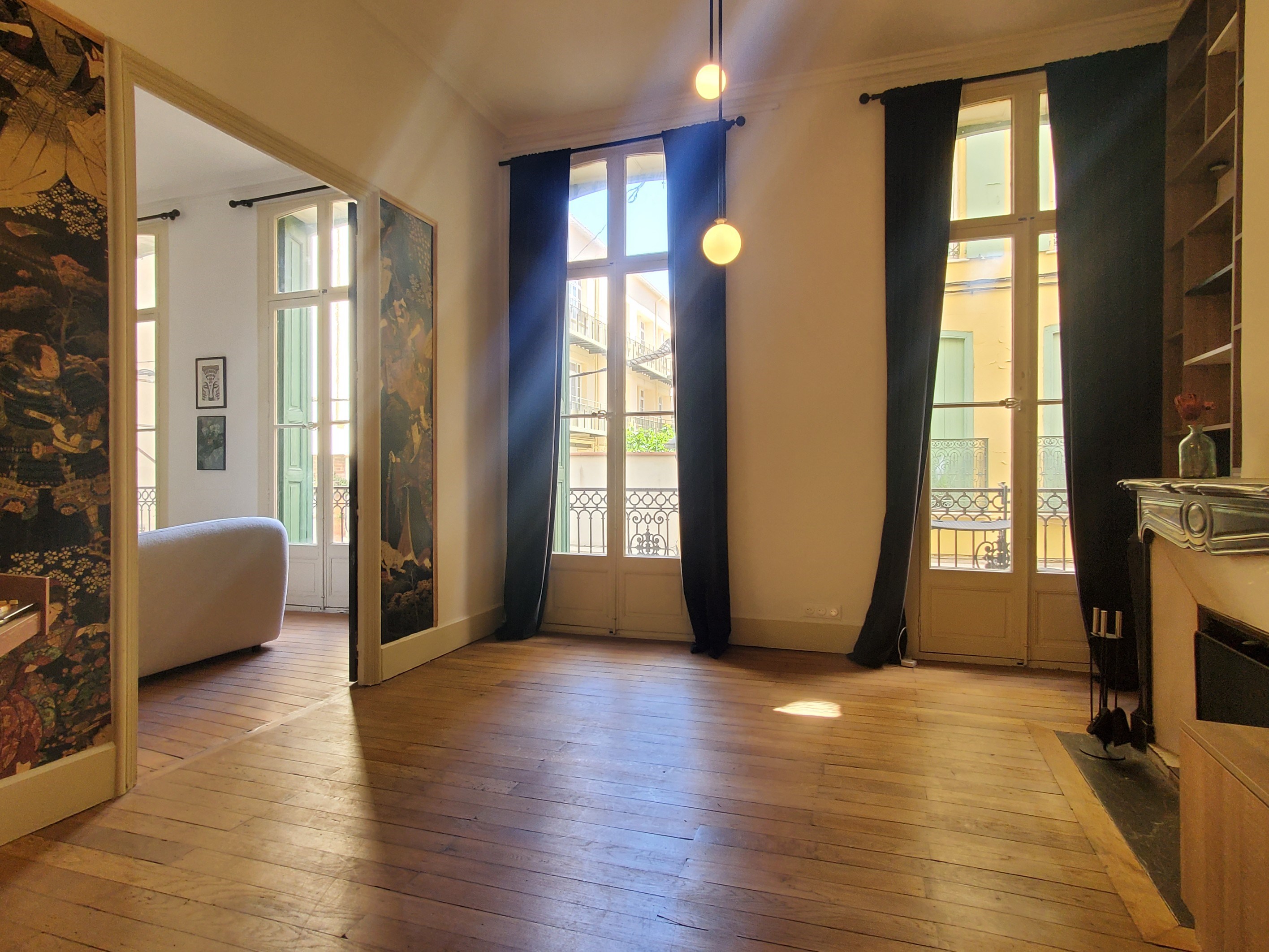  EXCLUSIVE : ELEGANT APARTMENT IN THE HEART OF THE CITY - 物件實景
