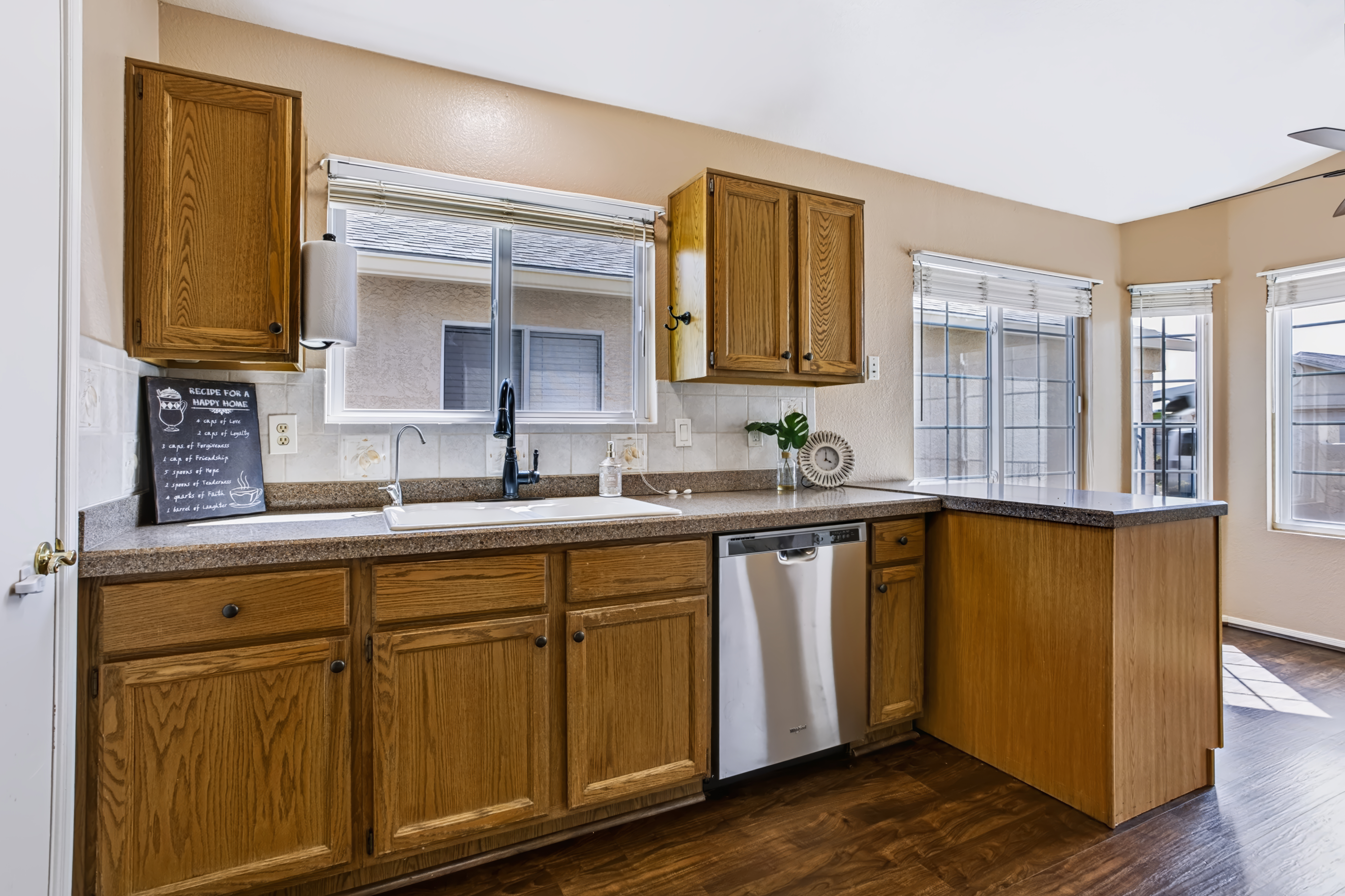  8100 N Millwheel Place¦Tucson, AZ - 物件實景