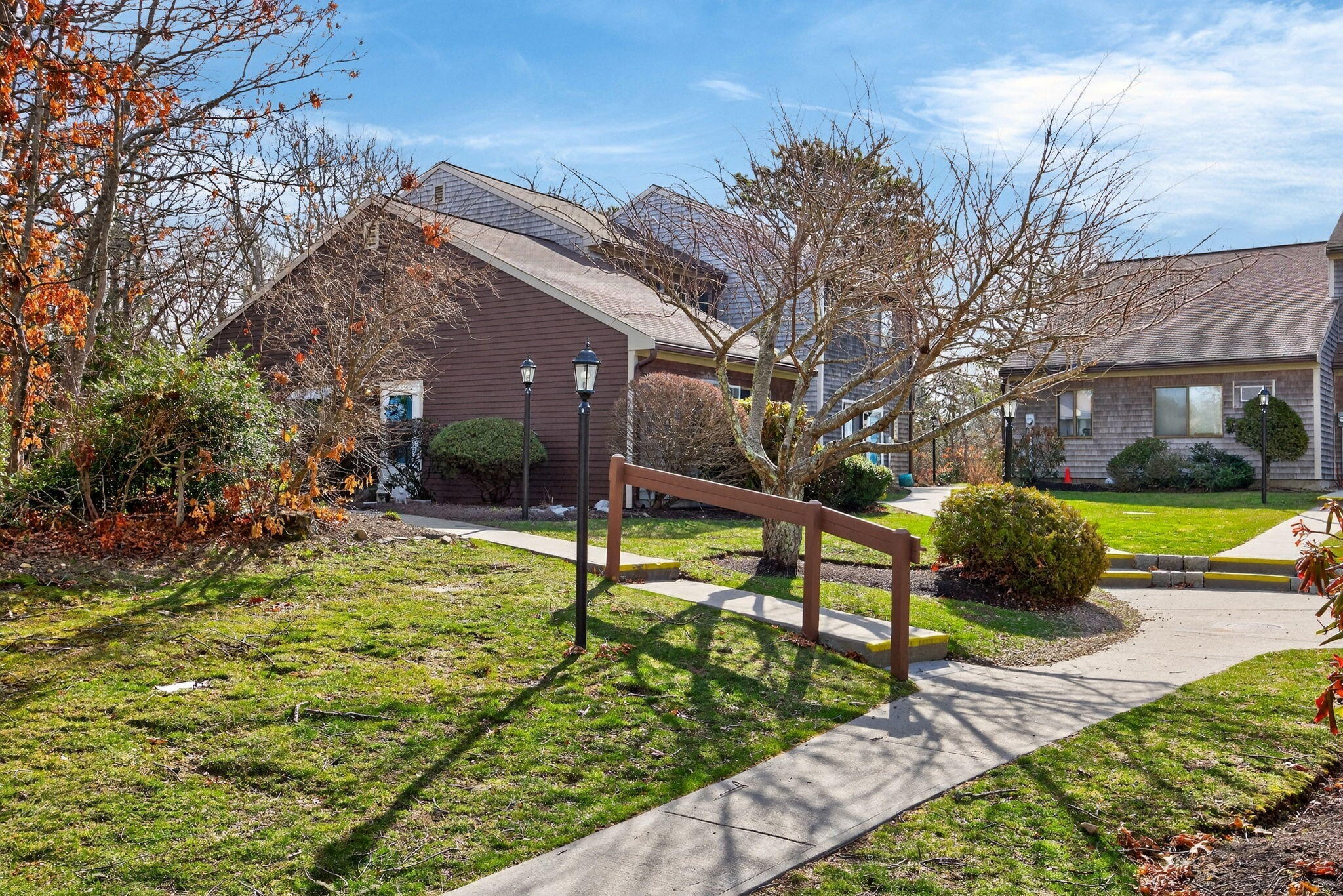  77 Roundhouse Road, Buzzards Bay, MA, 02532 - 物件實景