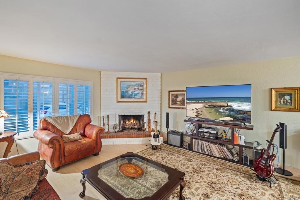 Imperial Beach, California, 91932, United States, 2 Bedrooms Bedrooms, ,3 BathroomsBathrooms,Residential,For Sale,1729656