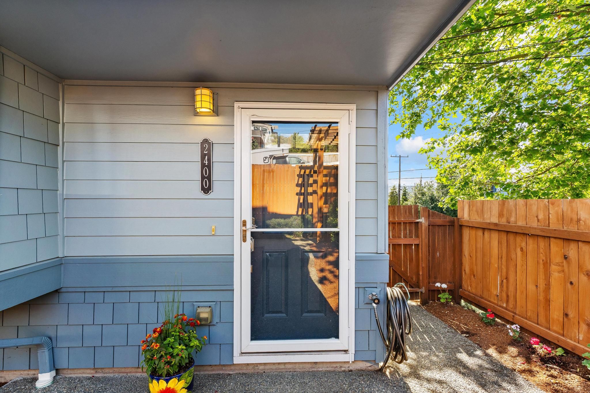  2400 West Boston St, Seattle, WA 98199 - 物件實景