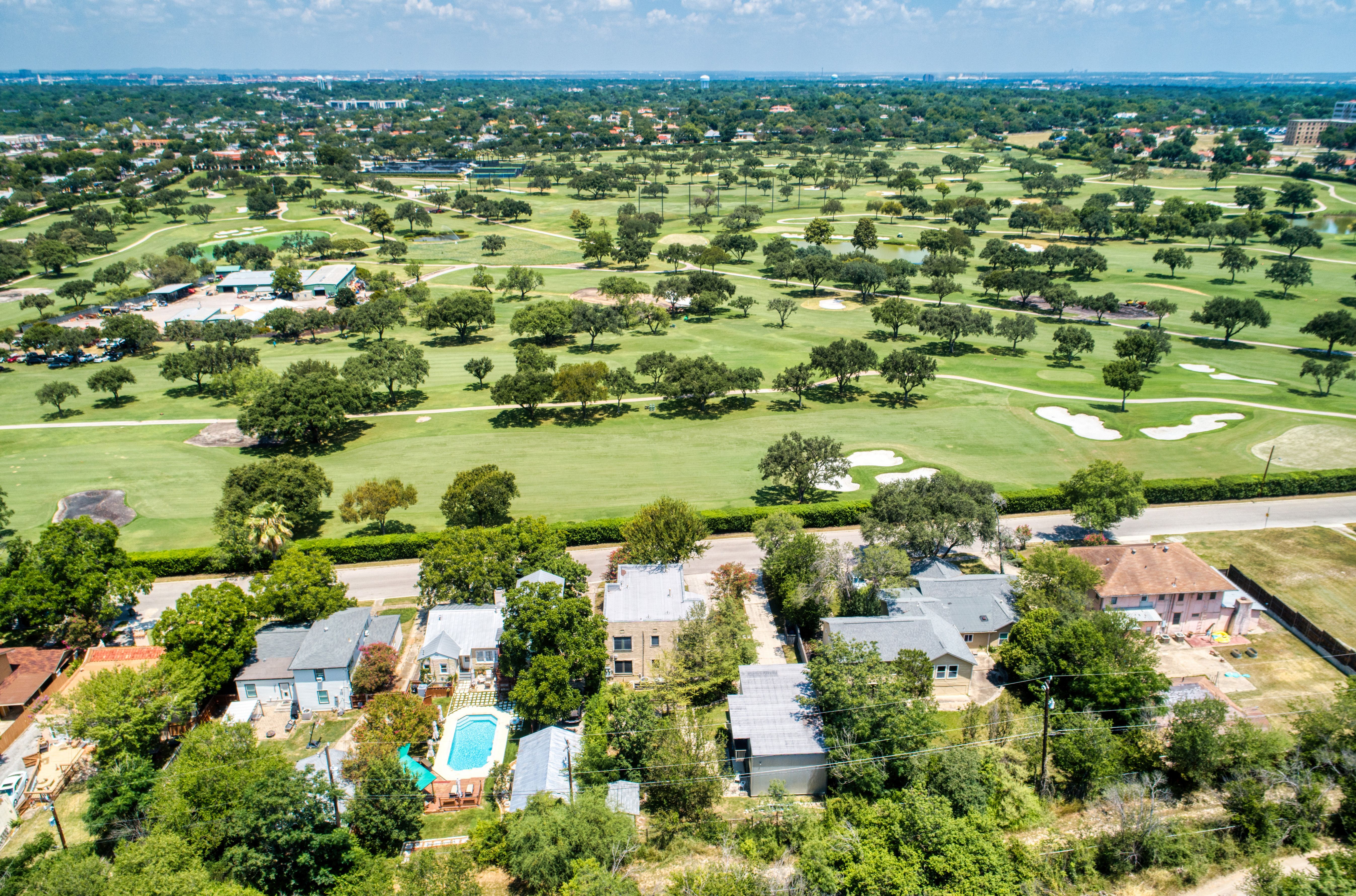  Great Investment Opportunity in Mahncke Park - 物件實景